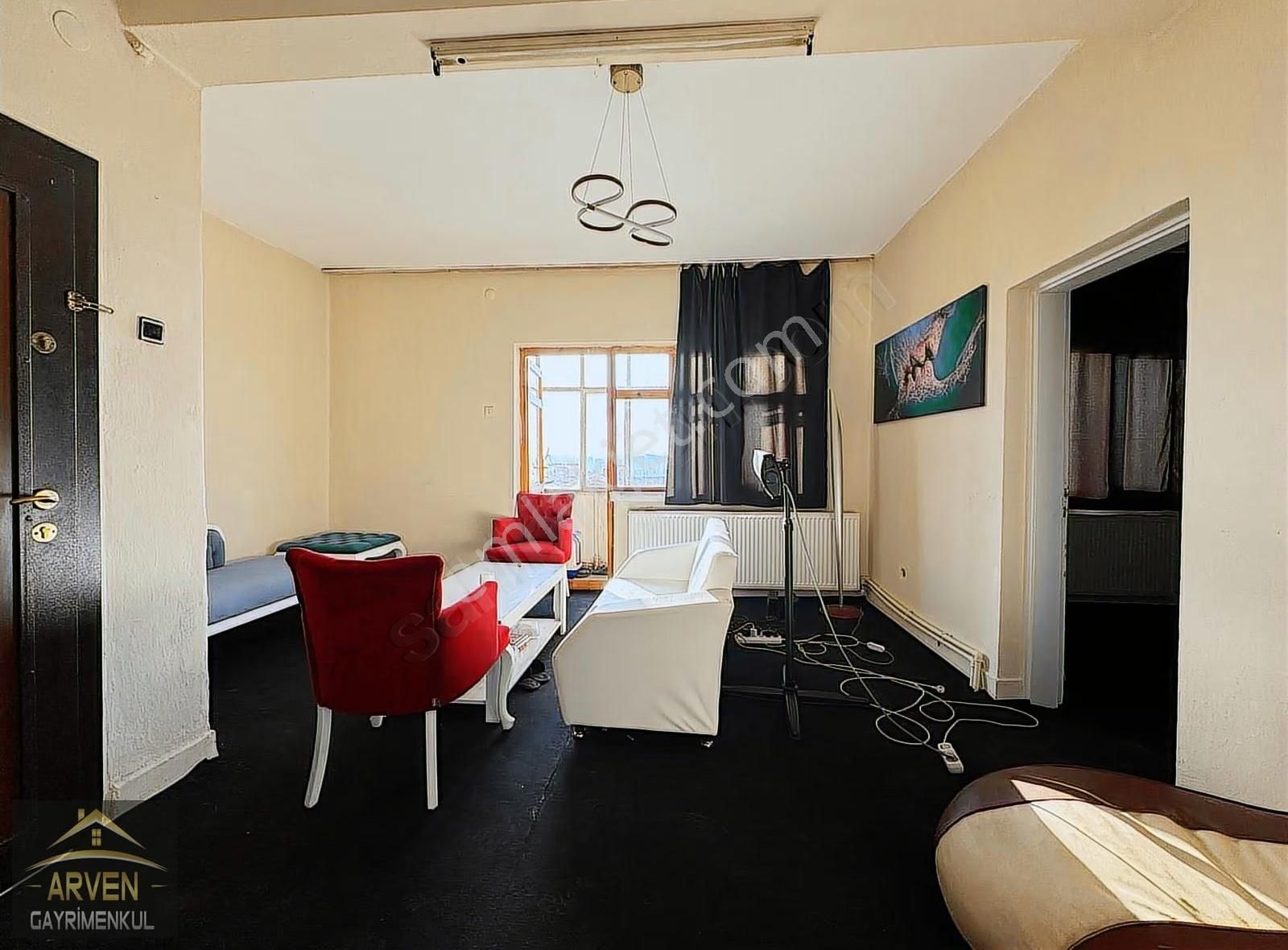 ▃arven▃ Hem Oturuma Hem Yatırıma Uygun Eşyalı 1+1 Kelepir - Görsel 2