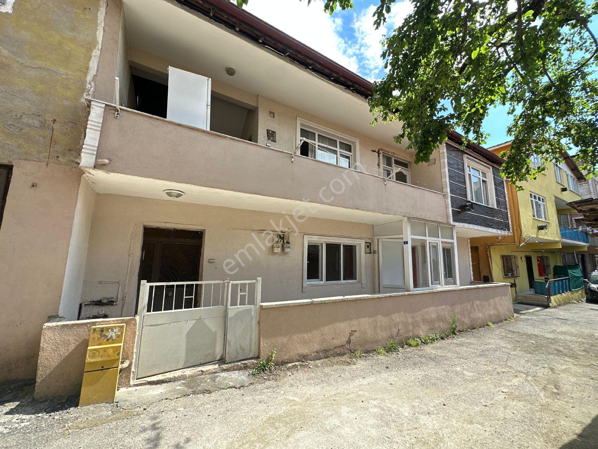 Bekirdere Merkezde Satılık 2 Katlı Bina - Görsel 2