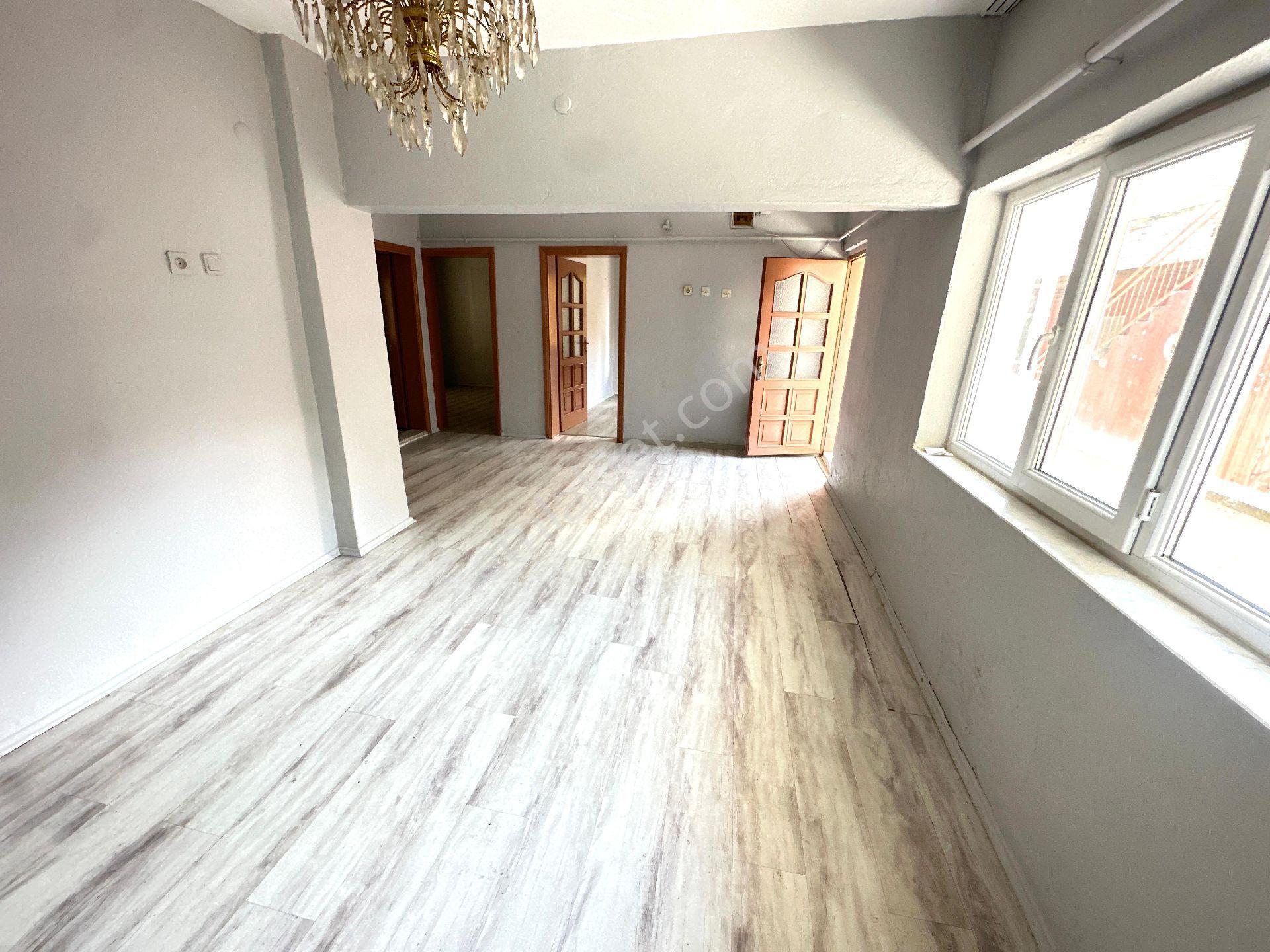 Bekirdere Merkezde Satılık 2 Katlı Bina - Görsel 17