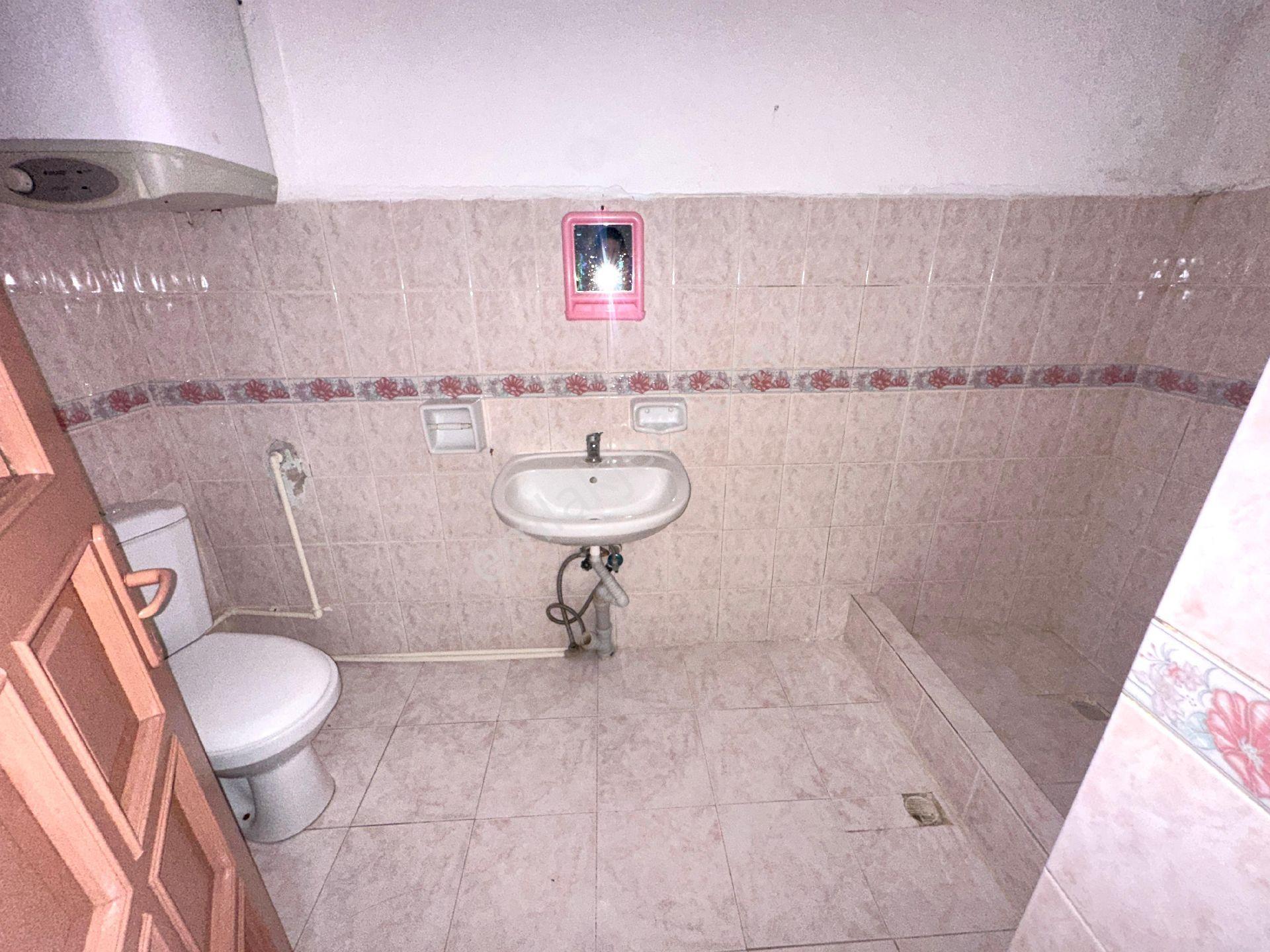 Bekirdere Merkezde Satılık 2 Katlı Bina - Görsel 16