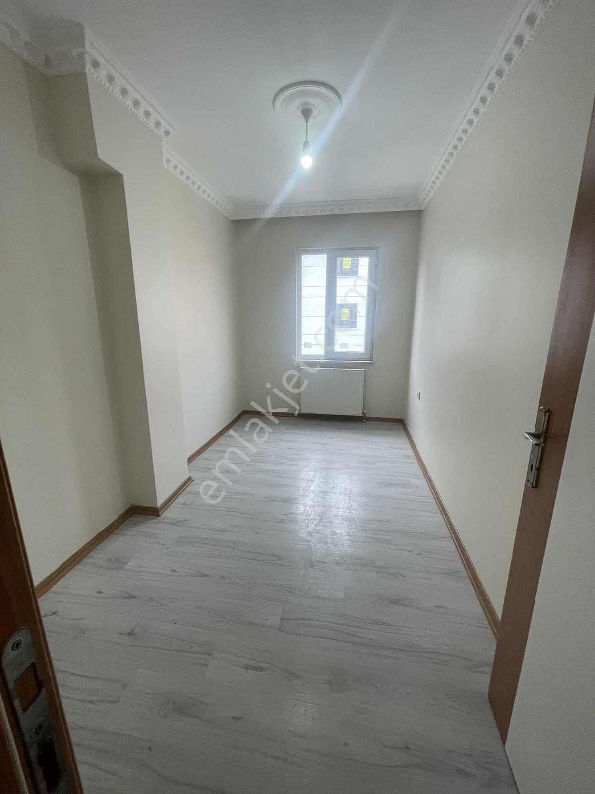 Vatan Mahallesi'nde Kiralık 2 + 1 Yeni Hastane Yakın 14.000 - Görsel 2