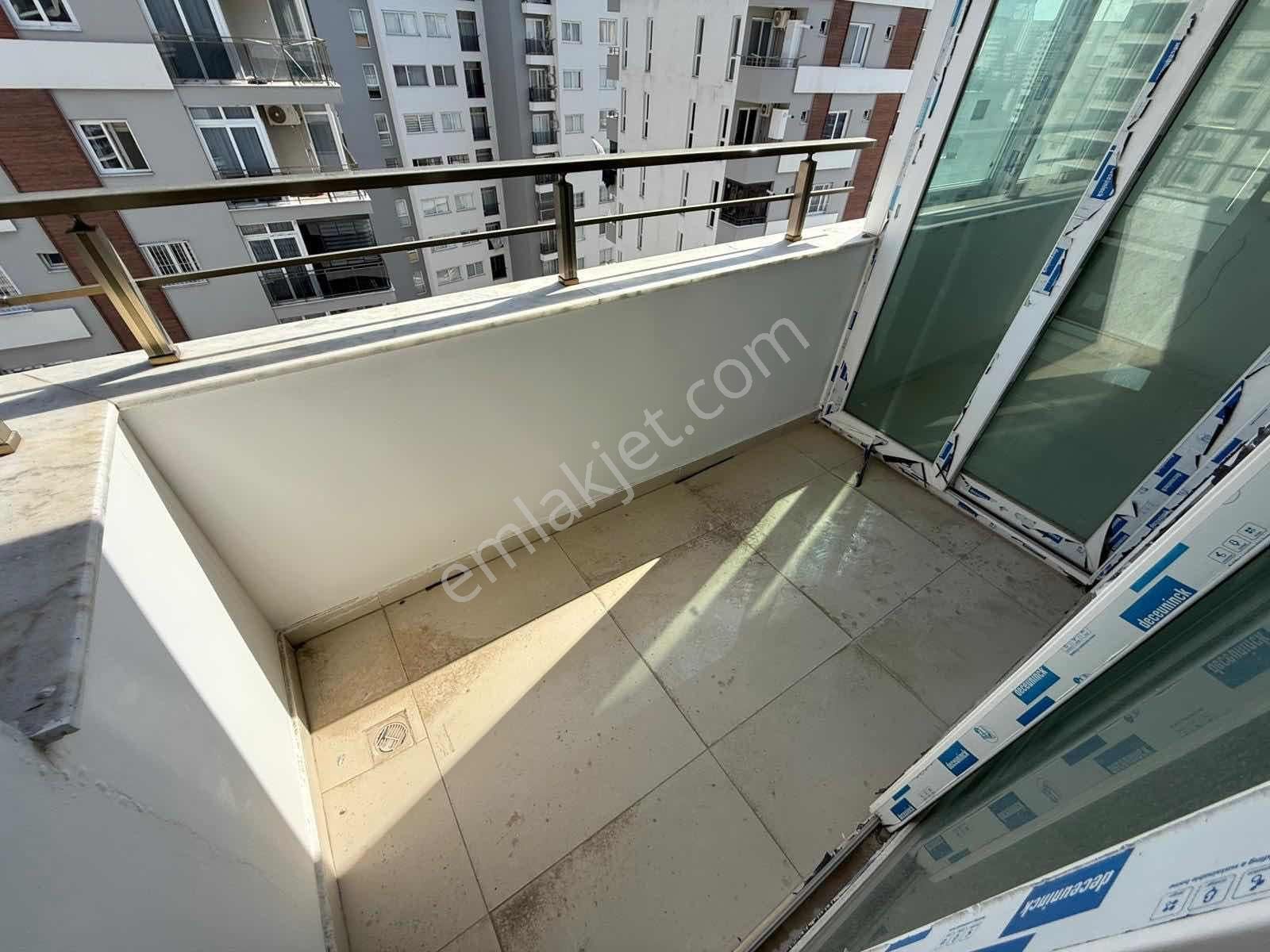 Baraj Yolunda Sıfır 3+1ç.banyo K.mutfak Havuz K.otoprk Havuzlu - Görsel 18