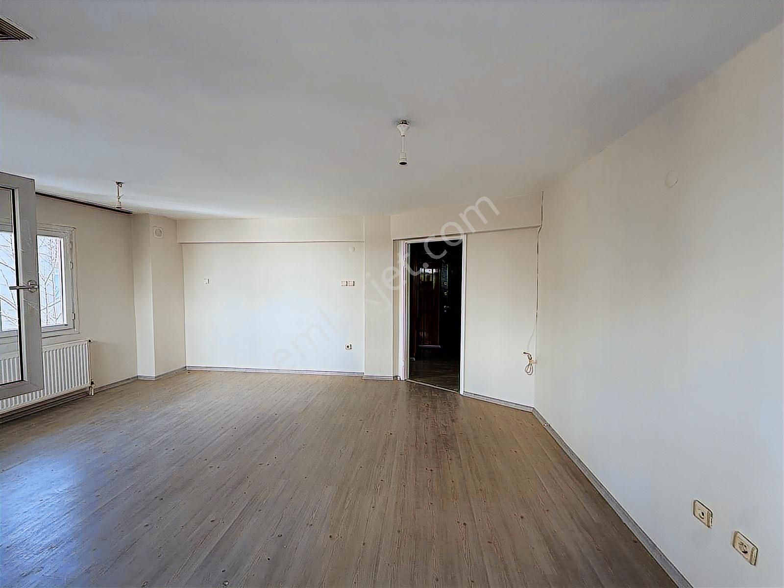 Bostanlı Merkez Denize Yürüme Mesafesinde - Görsel 25