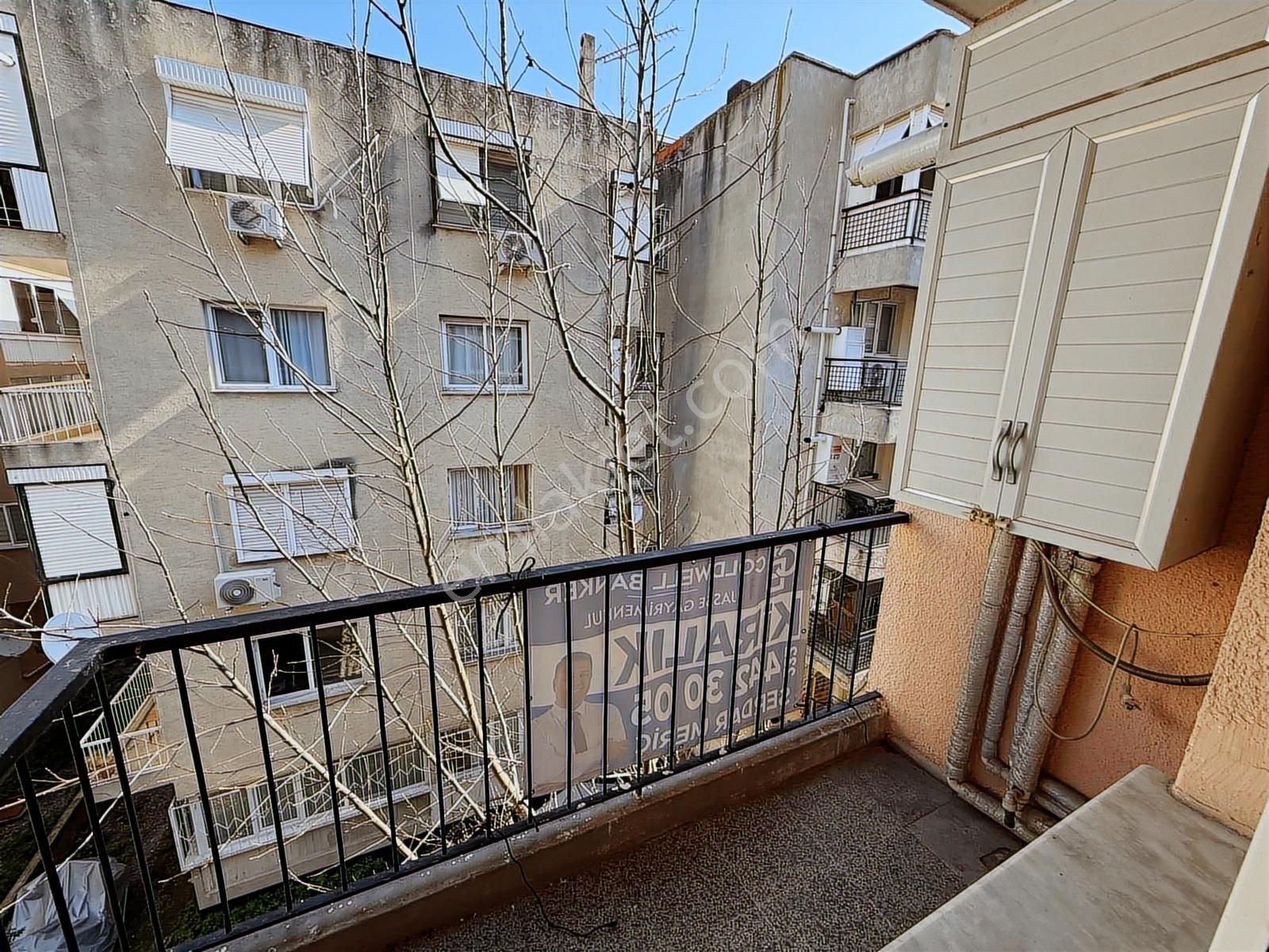 Bostanlı Merkez Denize Yürüme Mesafesinde - Görsel 24