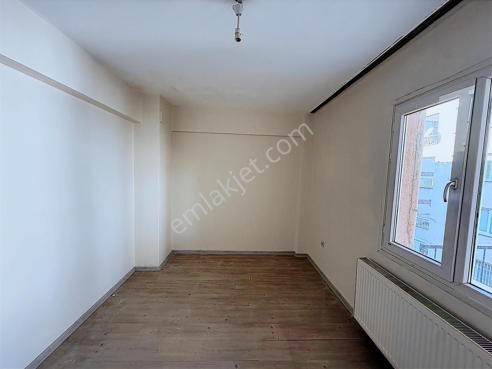 Bostanlı Merkez Denize Yürüme Mesafesinde - Görsel 31