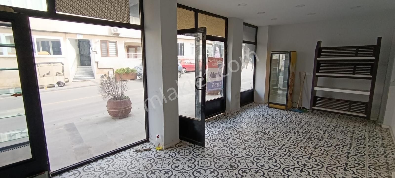 Re/max Anka'dan Ofis Ve Restauranta Uygun Dükkan - Görsel 7