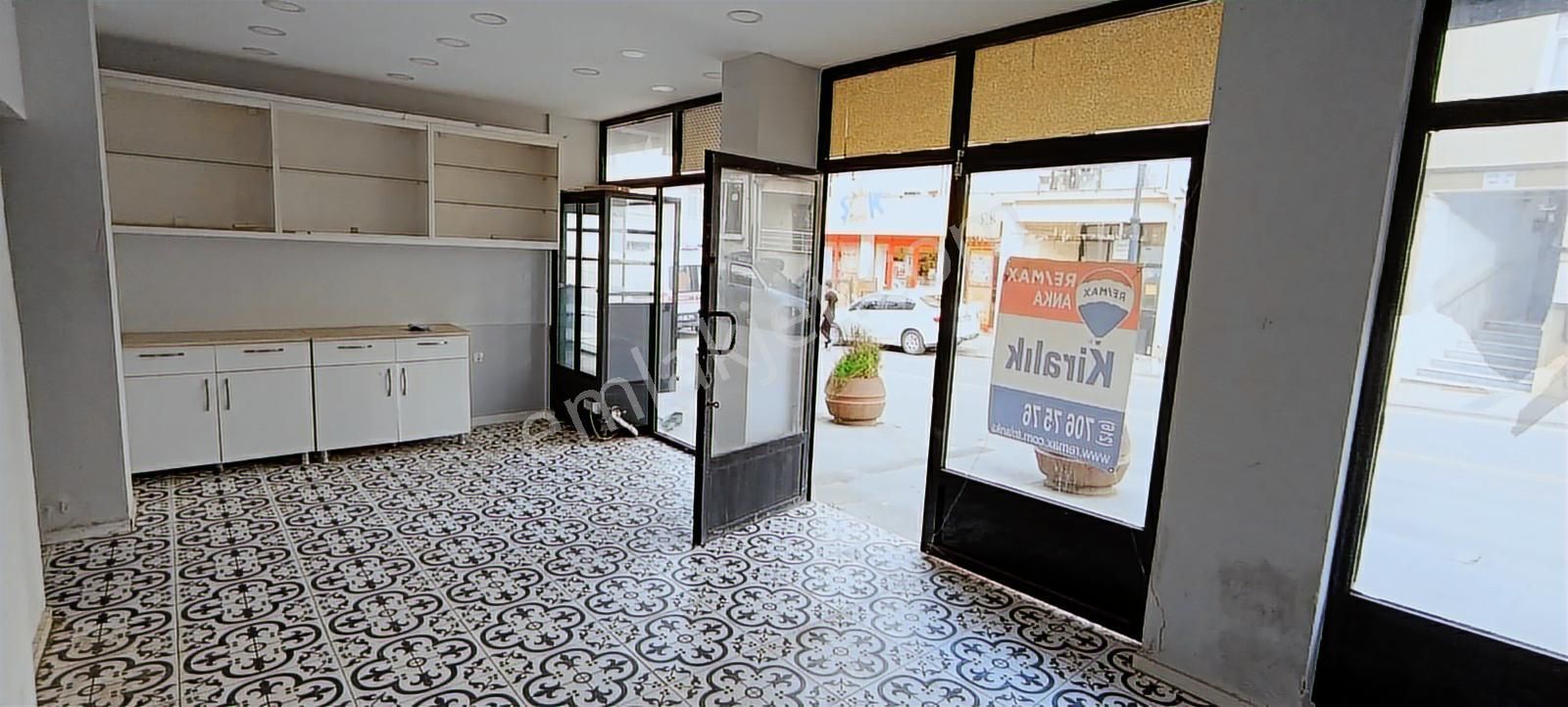 Re/max Anka'dan Ofis Ve Restauranta Uygun Dükkan - Görsel 6