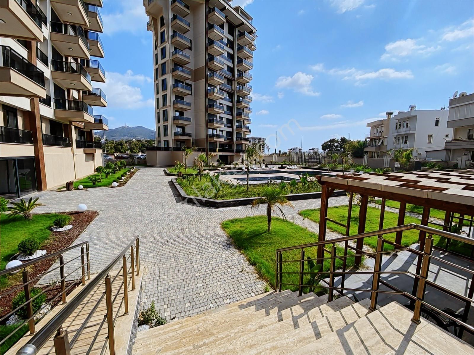 Antares Koru'da Eşsiz Deniz Manzaralı 1+1 - Görsel 17