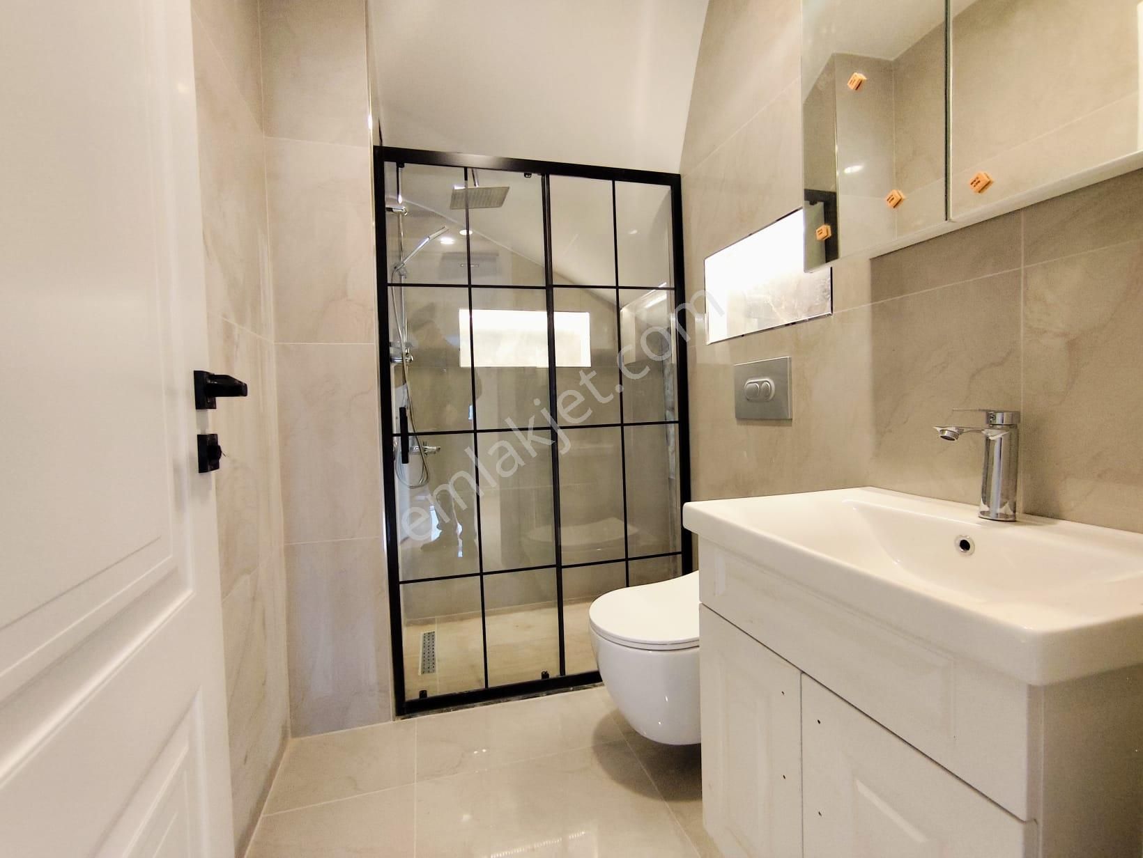 Mertcan Dan Fatih Mah 2 Mutfaklı - 2 Banyolu 4+2 Teraslı Dubleks - Görsel 23