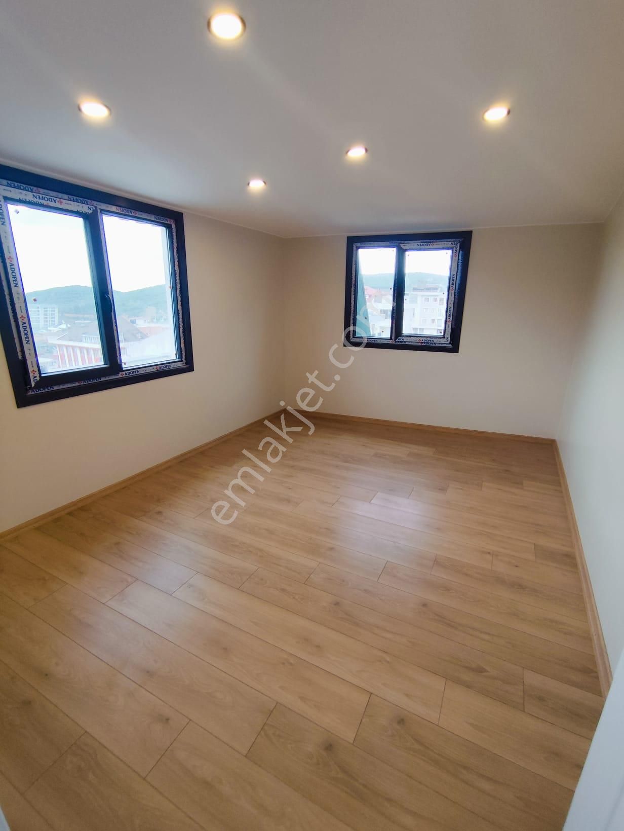 Mertcan Dan Fatih Mah 2 Mutfaklı - 2 Banyolu 4+2 Teraslı Dubleks - Görsel 8