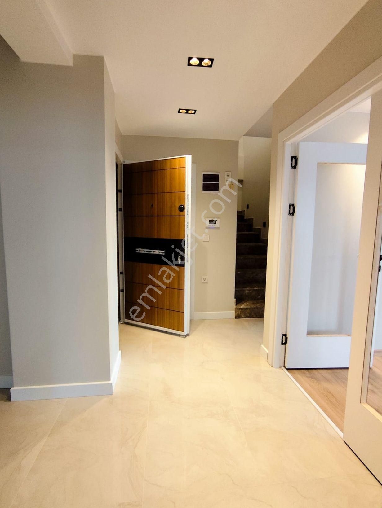 Mertcan Dan Fatih Mah 2 Mutfaklı - 2 Banyolu 4+2 Teraslı Dubleks - Görsel 29