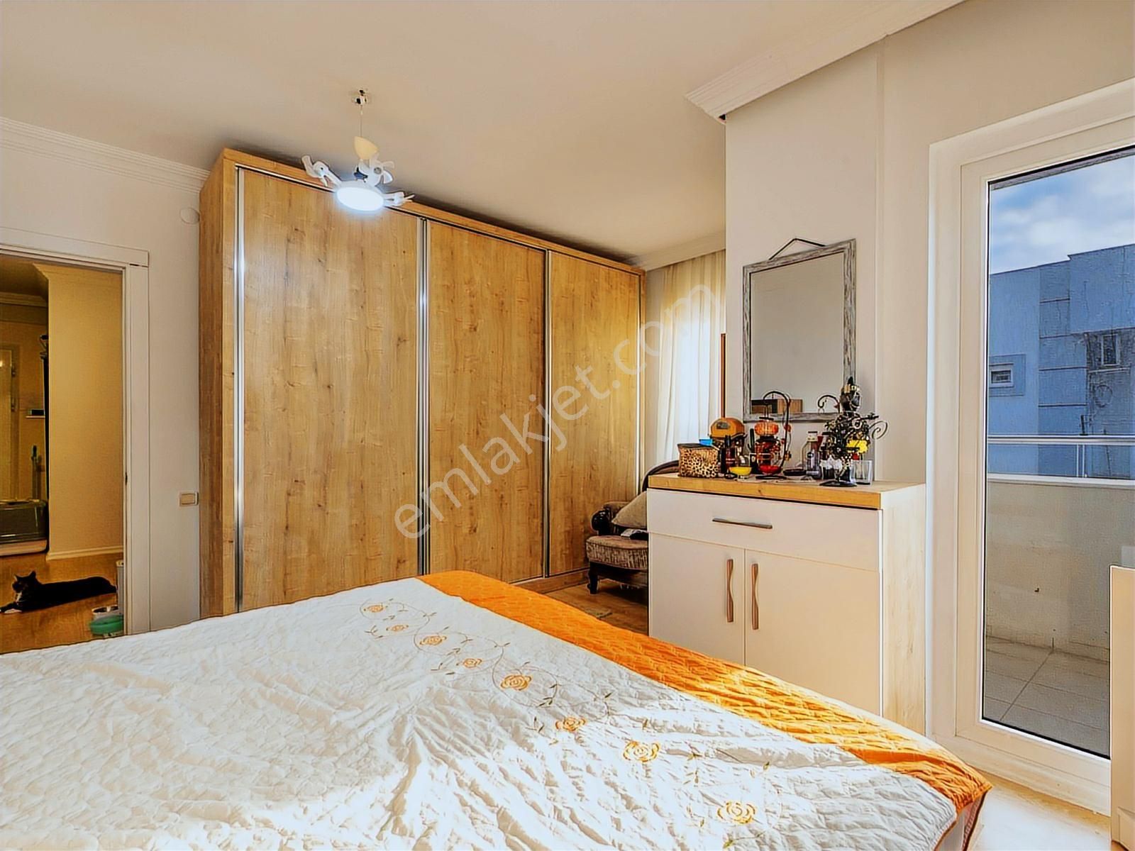 Çağlayan'da 220 M2 4+1 Çatı Dubleksi, D.gaz, 2 Banyo, Ayrı Mutfa - Görsel 19