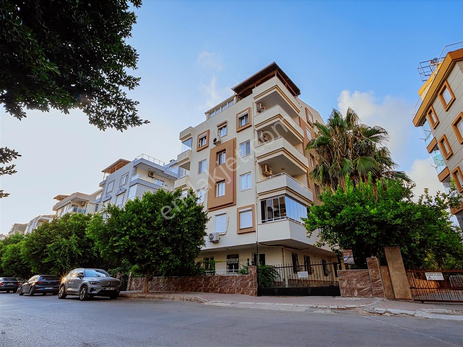 Çağlayan'da 220 M2 4+1 Çatı Dubleksi, D.gaz, 2 Banyo, Ayrı Mutfa - Görsel 34