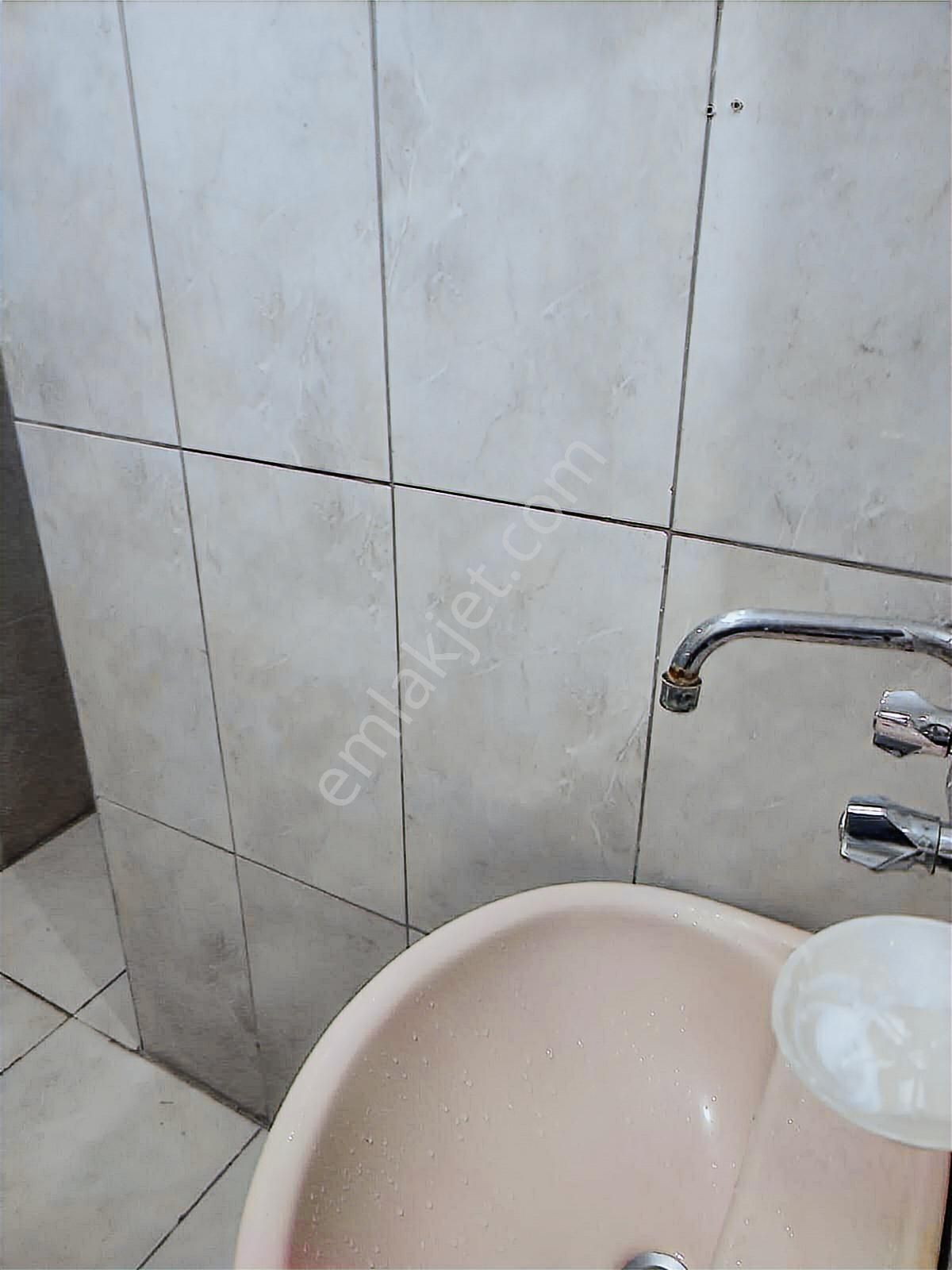 Demetgül Metroya Yakın 3+1 Arakat Asansörlü İçi Yapılı Kiralık - Görsel 2