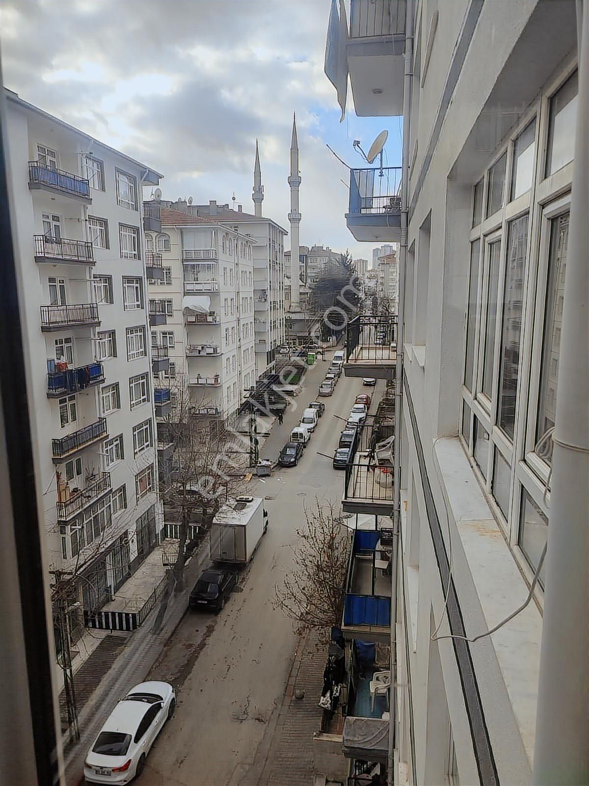 Demetgül Metroya Yakın 3+1 Arakat Asansörlü İçi Yapılı Kiralık - Görsel 16