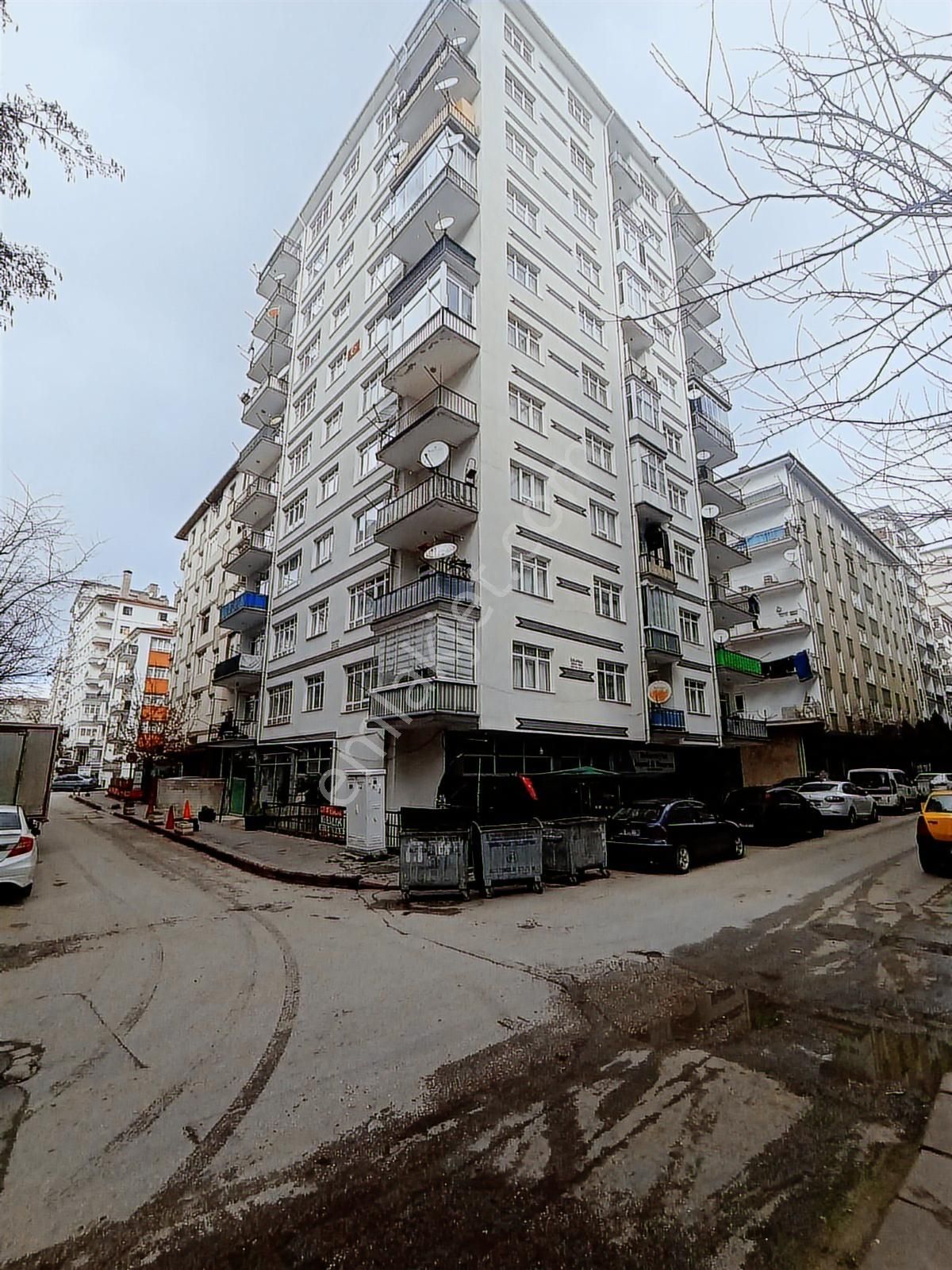 Demetgül Metroya Yakın 3+1 Arakat Asansörlü İçi Yapılı Kiralık