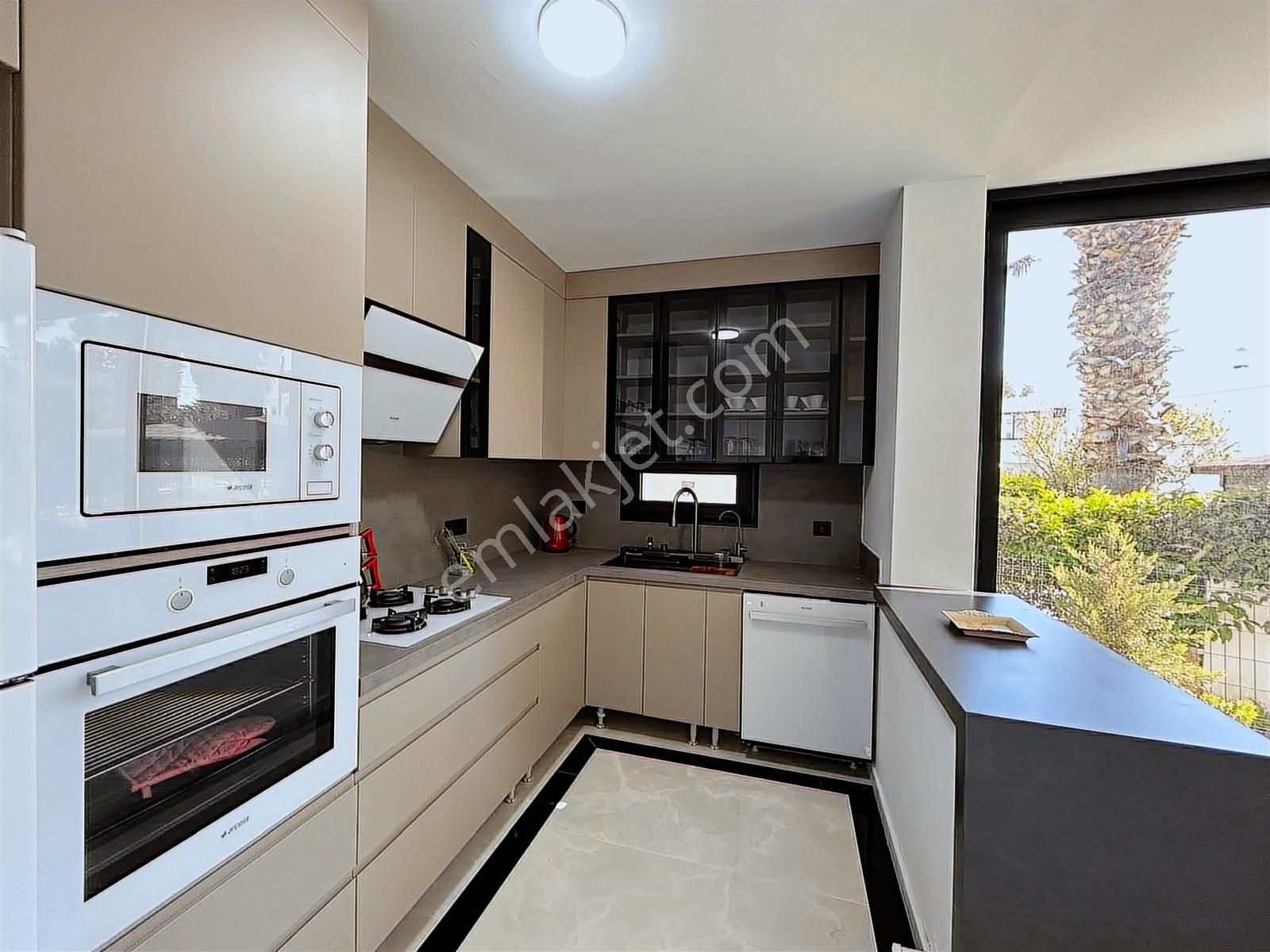 Bodrum Yahşi Denize 200 Metre Plaj Kullanımlı 2+1 Daire Kiralık