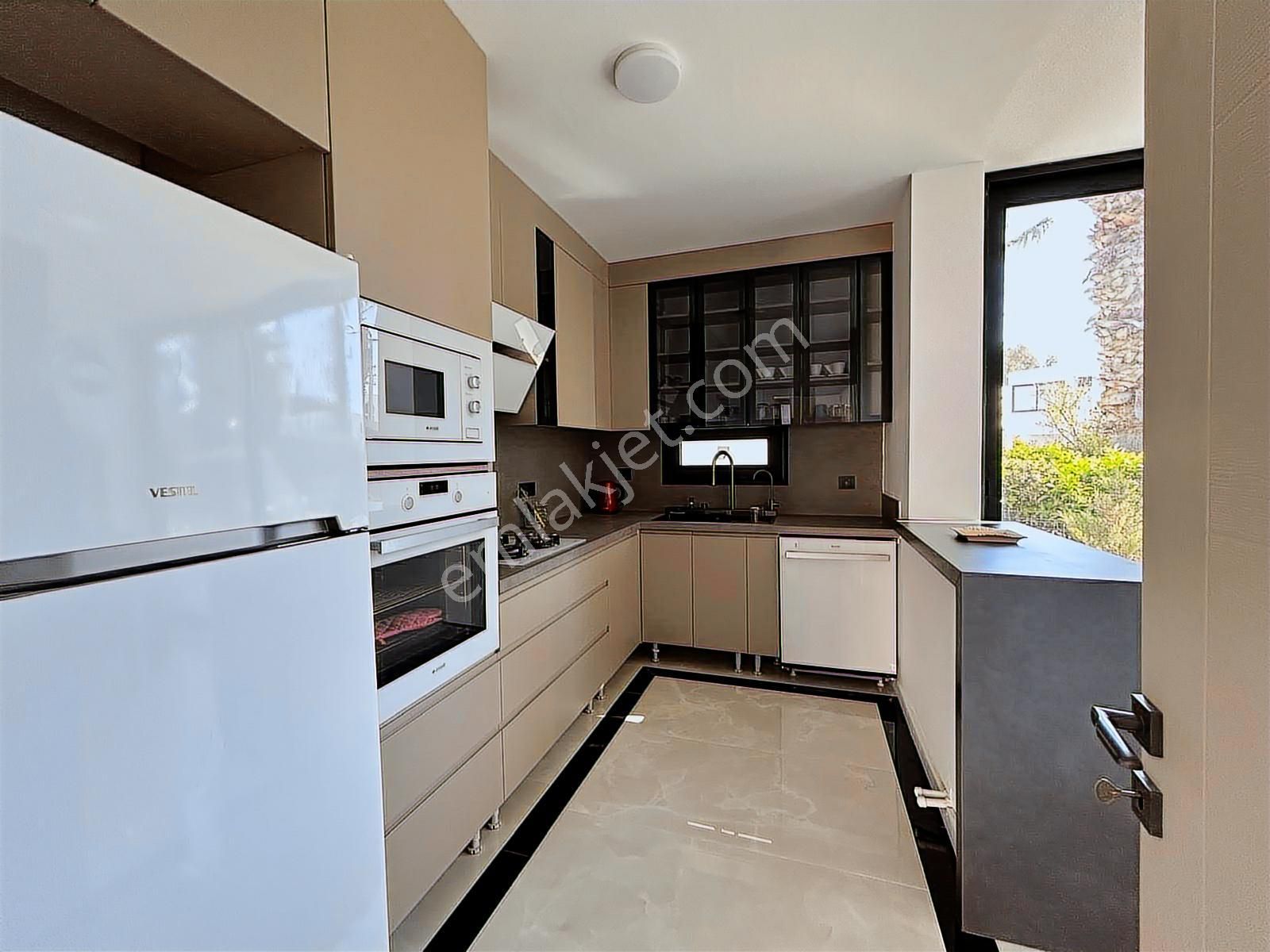 Bodrum Yahşi Denize 200 Metre Plaj Kullanımlı 2+1 Daire Kiralık - Görsel 16