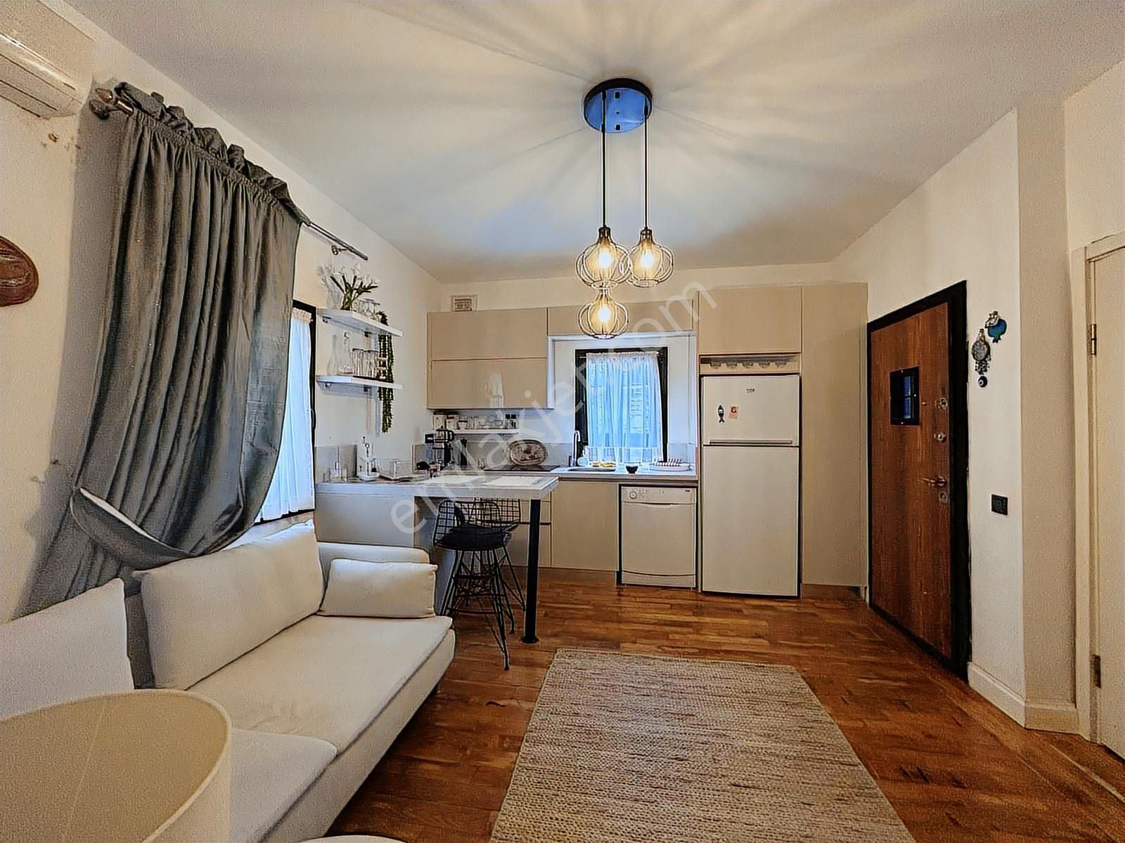 Bodrum Merkezde Site İçi Modern Ve Şık Eşyalı 2+1 Kiralık Daire - Görsel 17