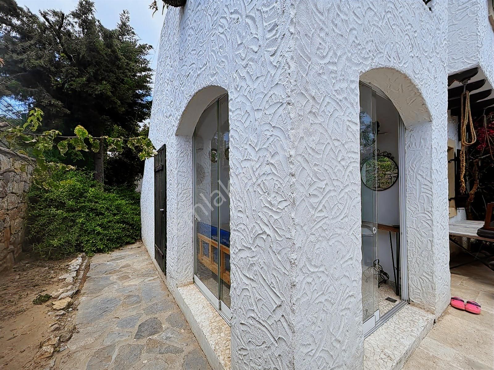 Bodrum Merkezde Site İçi Modern Ve Şık Eşyalı 2+1 Kiralık Daire - Görsel 29