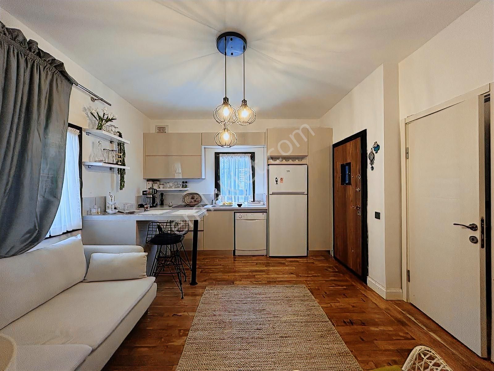 Bodrum Merkezde Site İçi Modern Ve Şık Eşyalı 2+1 Kiralık Daire - Görsel 16