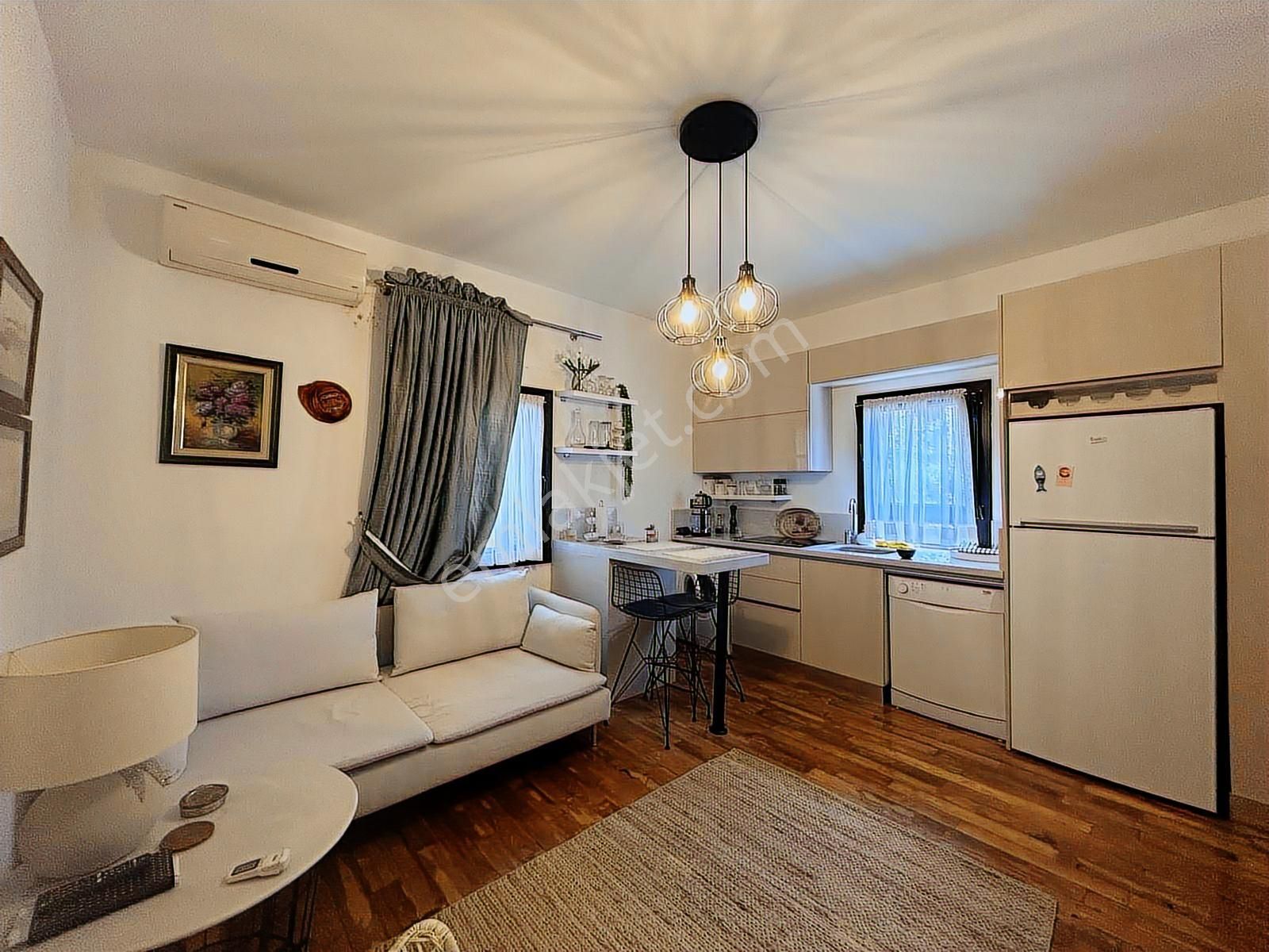 Bodrum Merkezde Site İçi Modern Ve Şık Eşyalı 2+1 Kiralık Daire - Görsel 11