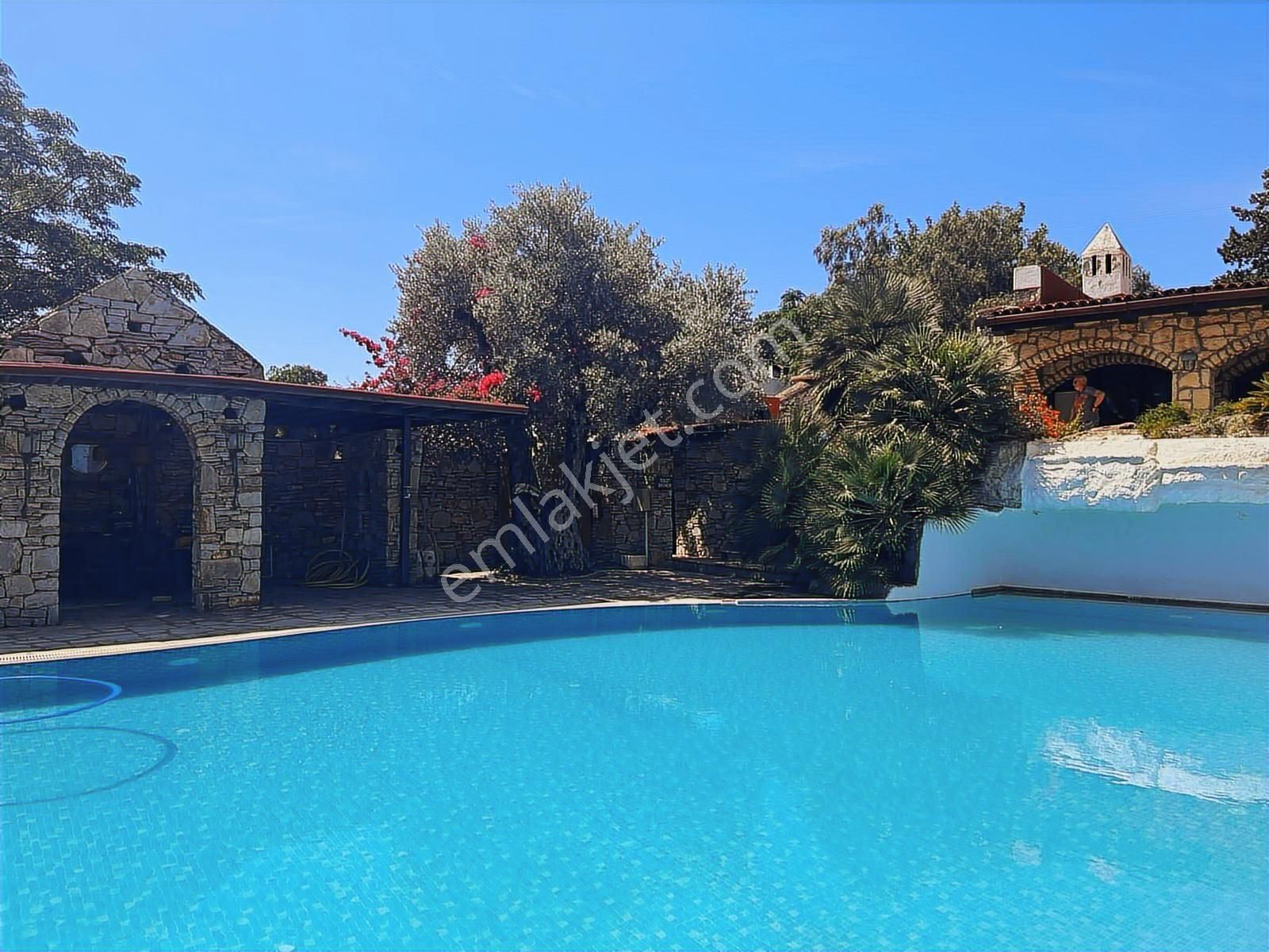 Bodrum Merkezde Site İçi Modern Ve Şık Eşyalı 2+1 Kiralık Daire - Görsel 7