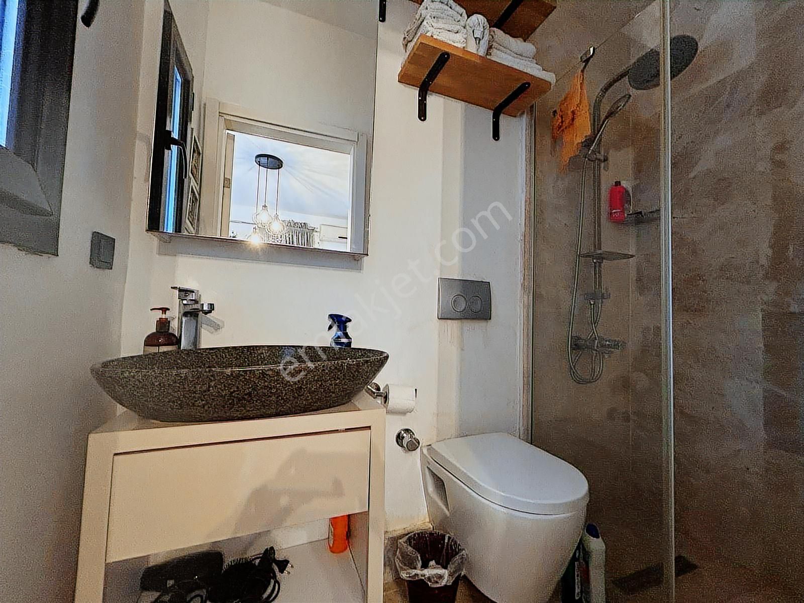 Bodrum Merkezde Site İçi Modern Ve Şık Eşyalı 2+1 Kiralık Daire - Görsel 31