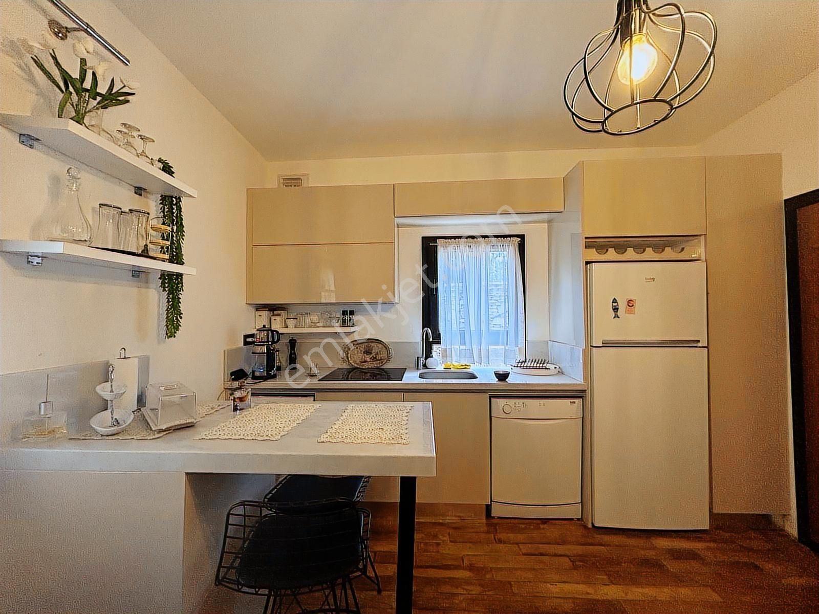 Bodrum Merkezde Site İçi Modern Ve Şık Eşyalı 2+1 Kiralık Daire - Görsel 15