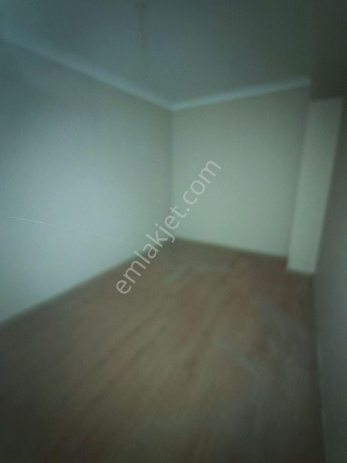 Dikili Gazipaşa'da Yokuşsuz 5 Yaşında 70 M2 2+1 Giriş Kat Daire - Görsel 6