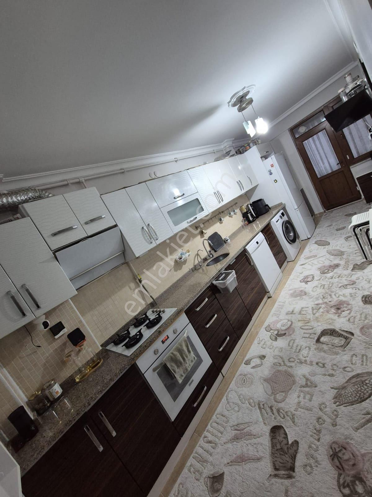 Kumlubel Mah İçi Yapılı Balkonlu Geniş 2+1 Satılık Daire