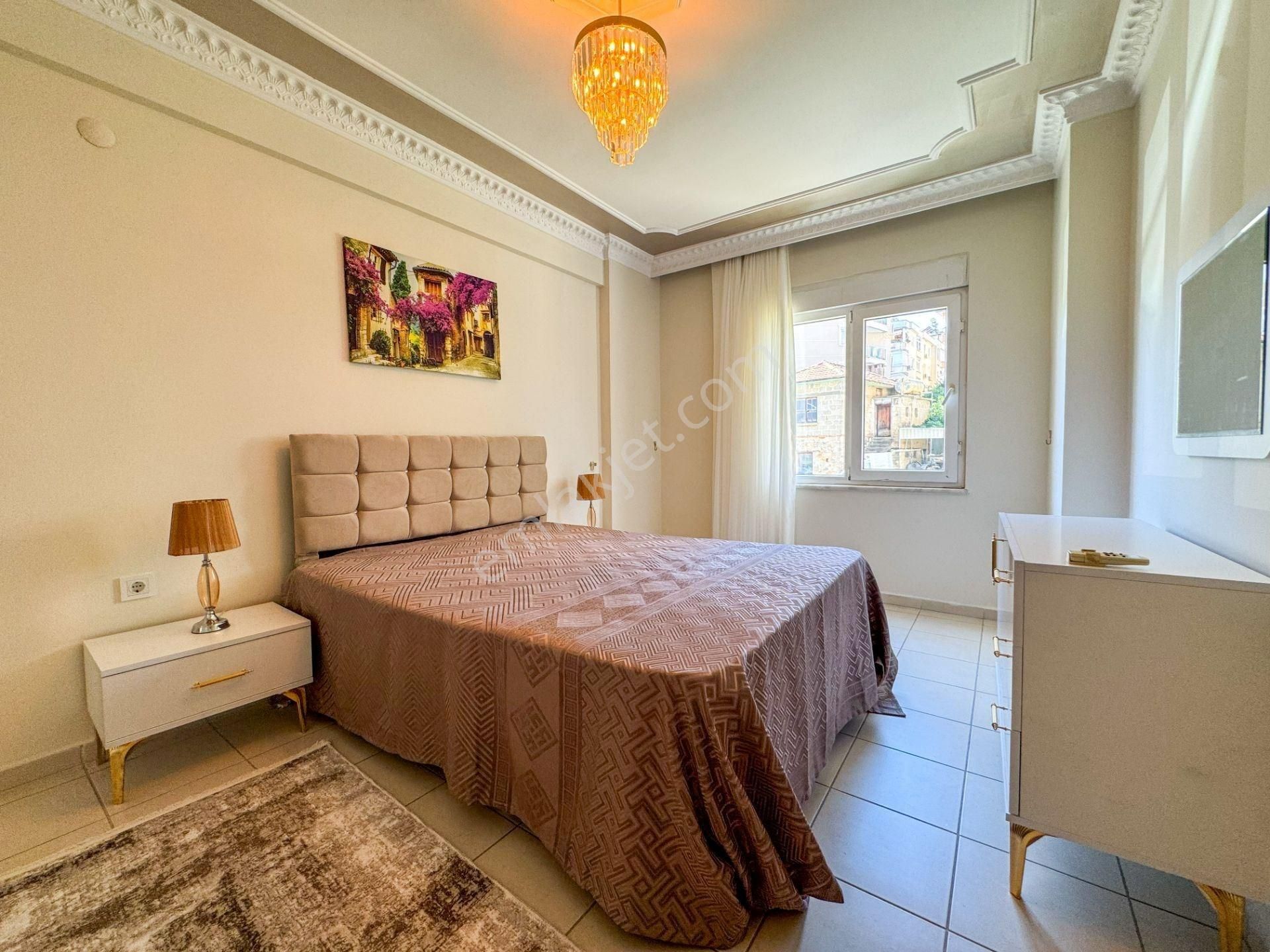 Alanya Merkez’de Denize 700 M 2+1 Satılık Daire - Görsel 10