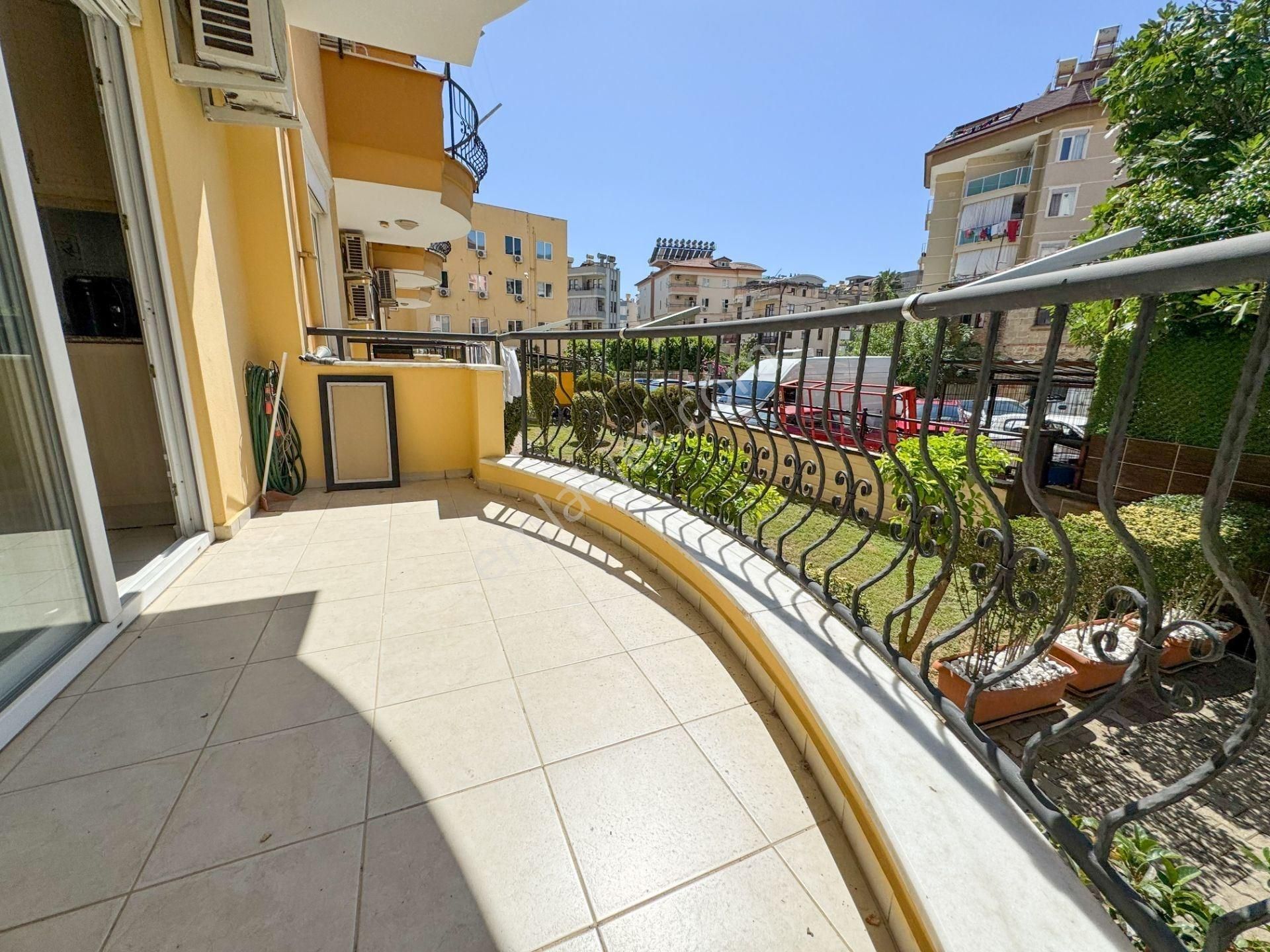 Alanya Merkez’de Denize 700 M 2+1 Satılık Daire - Görsel 15