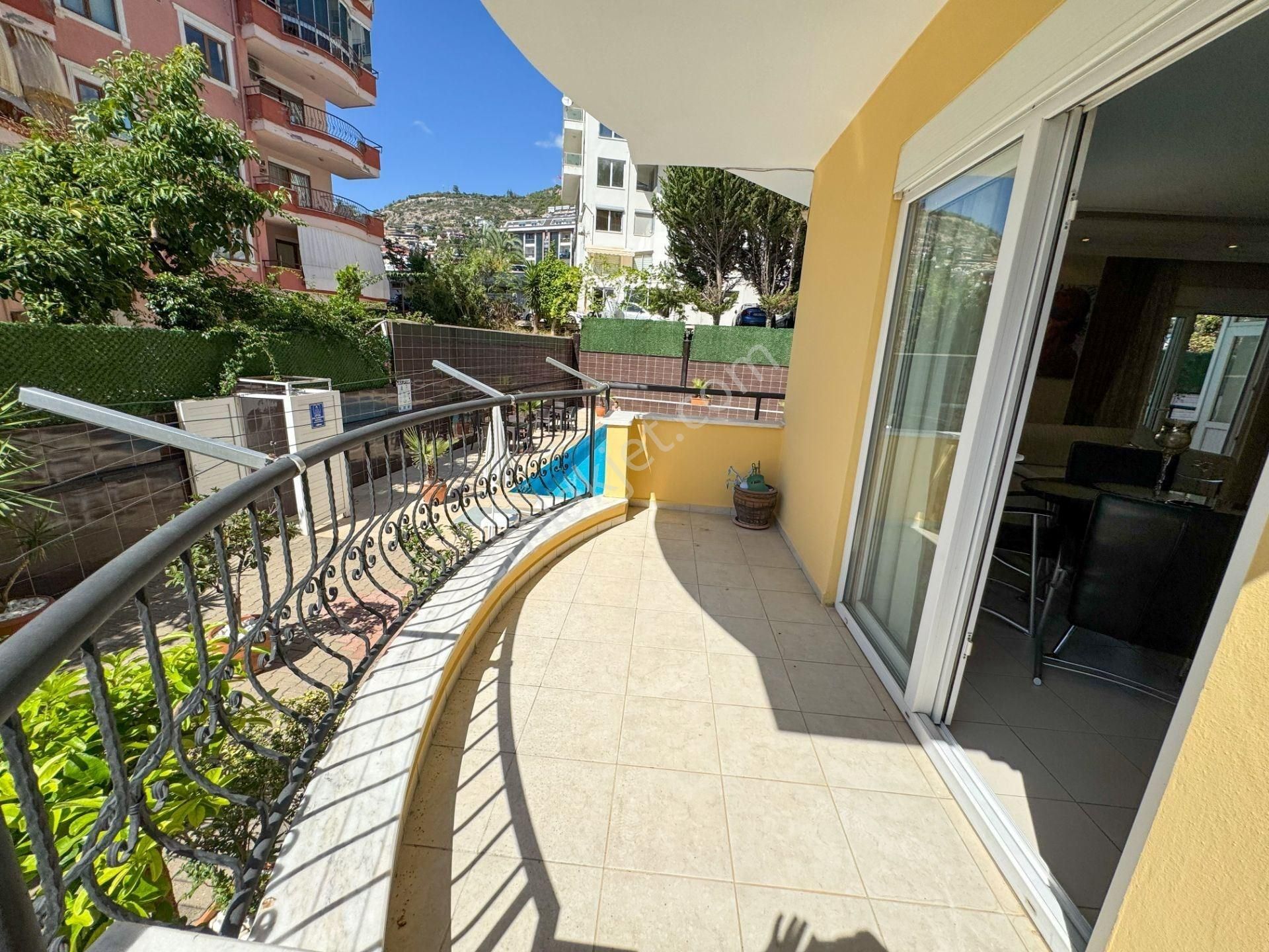 Alanya Merkez’de Denize 700 M 2+1 Satılık Daire - Görsel 16