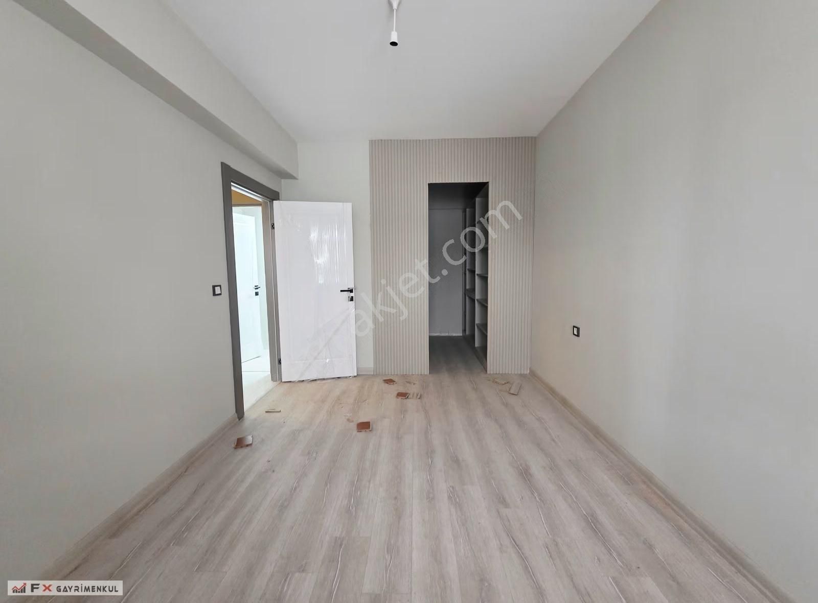 Fx'den 3+1 Ultra Yapılı Sıfır Oturuma Hazır Giyinme Odalı Daire - Görsel 16