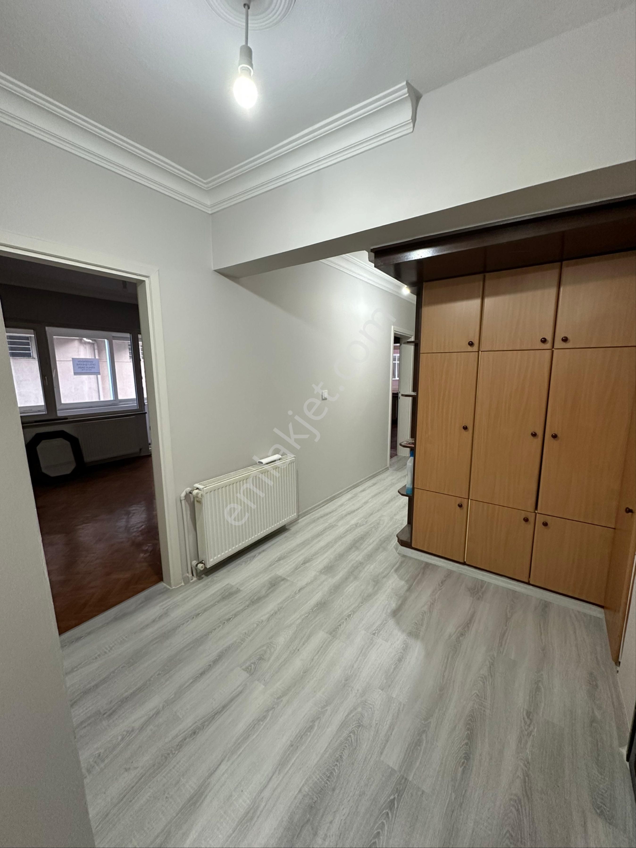 Sahibinden Merkezi Konumda 3+1 Kiralık Daire - Görsel 9