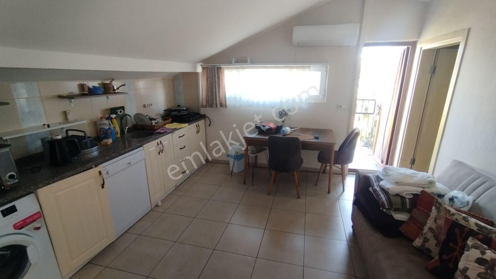 İlkon'dan Babataşı'nda Kiralık 2+1 Eşyalı Ve Teraslı Daire - Görsel 5