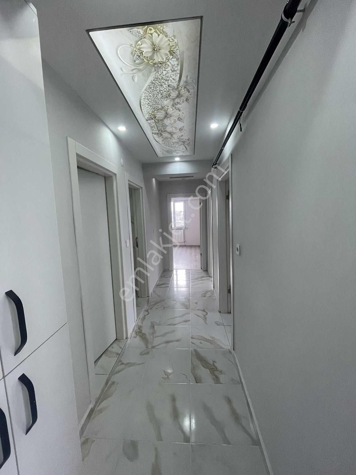 Vatan Mahallesi'nde Kiralık 2 + 1 Yıldız Caddesi'nde - Görsel 7