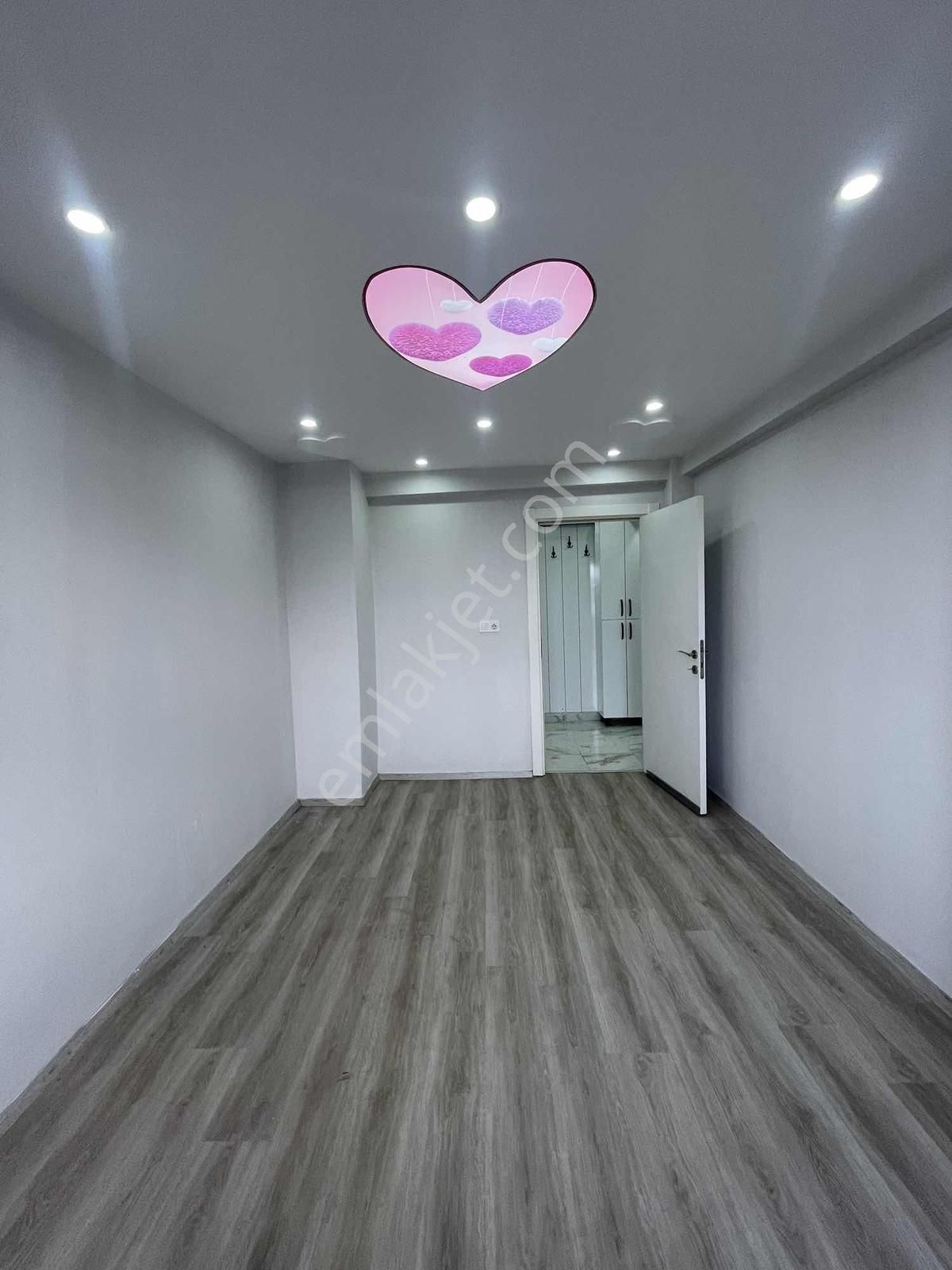 Vatan Mahallesi'nde Kiralık 2 + 1 Yıldız Caddesi'nde - Görsel 11