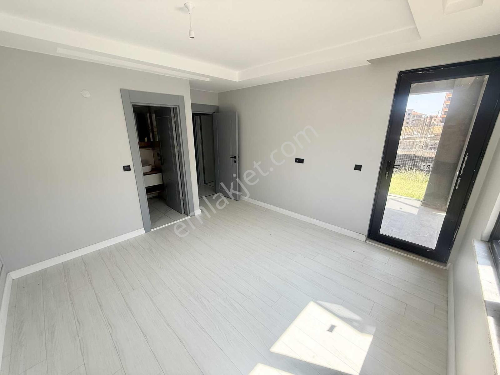 ꔪsadece Yalçın'dan Havuzlu Sitede Emsalsiz 2+1 Bahçeli Daire - Görsel 24