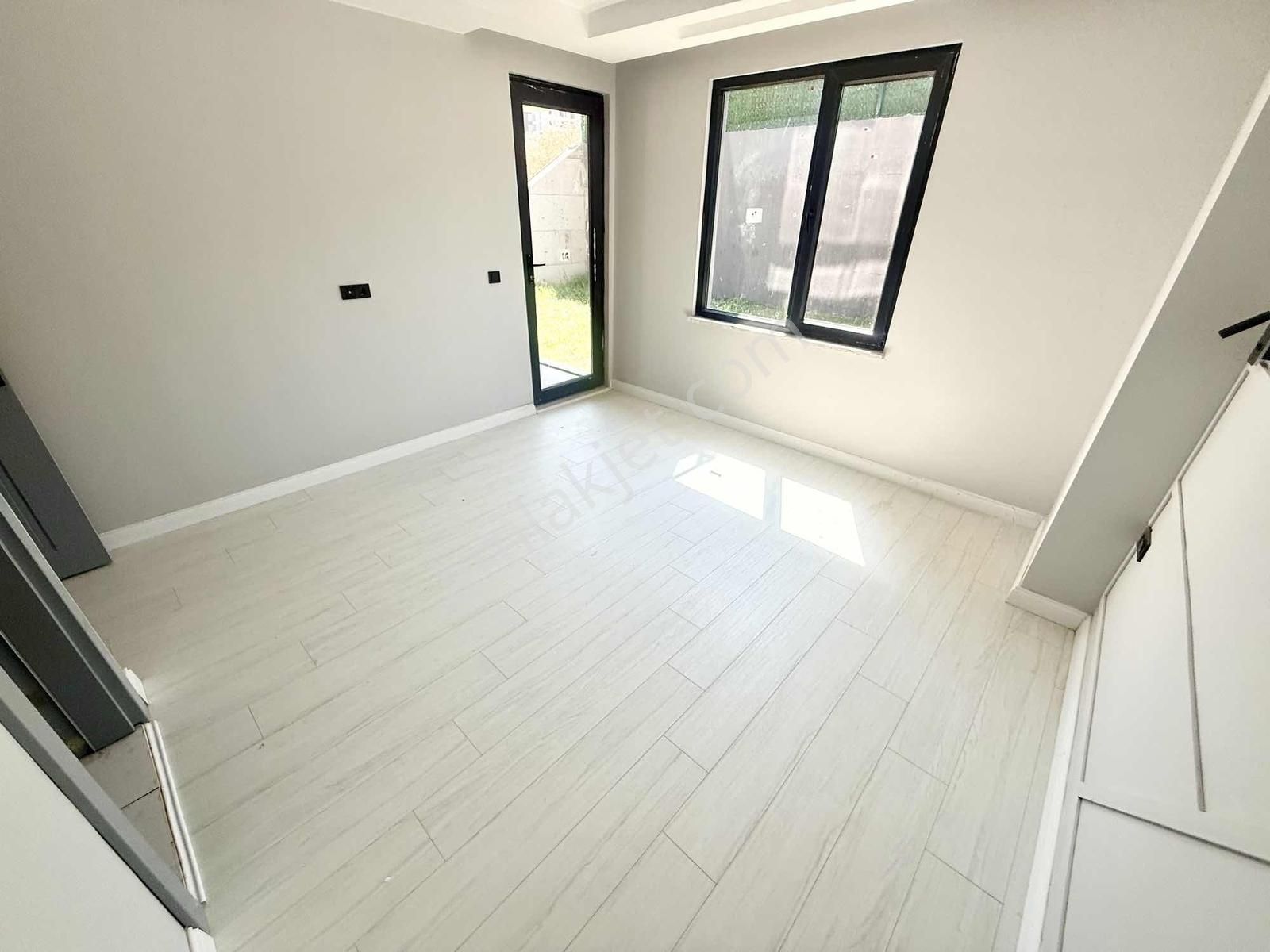 ꔪsadece Yalçın'dan Havuzlu Sitede Emsalsiz 2+1 Bahçeli Daire - Görsel 31