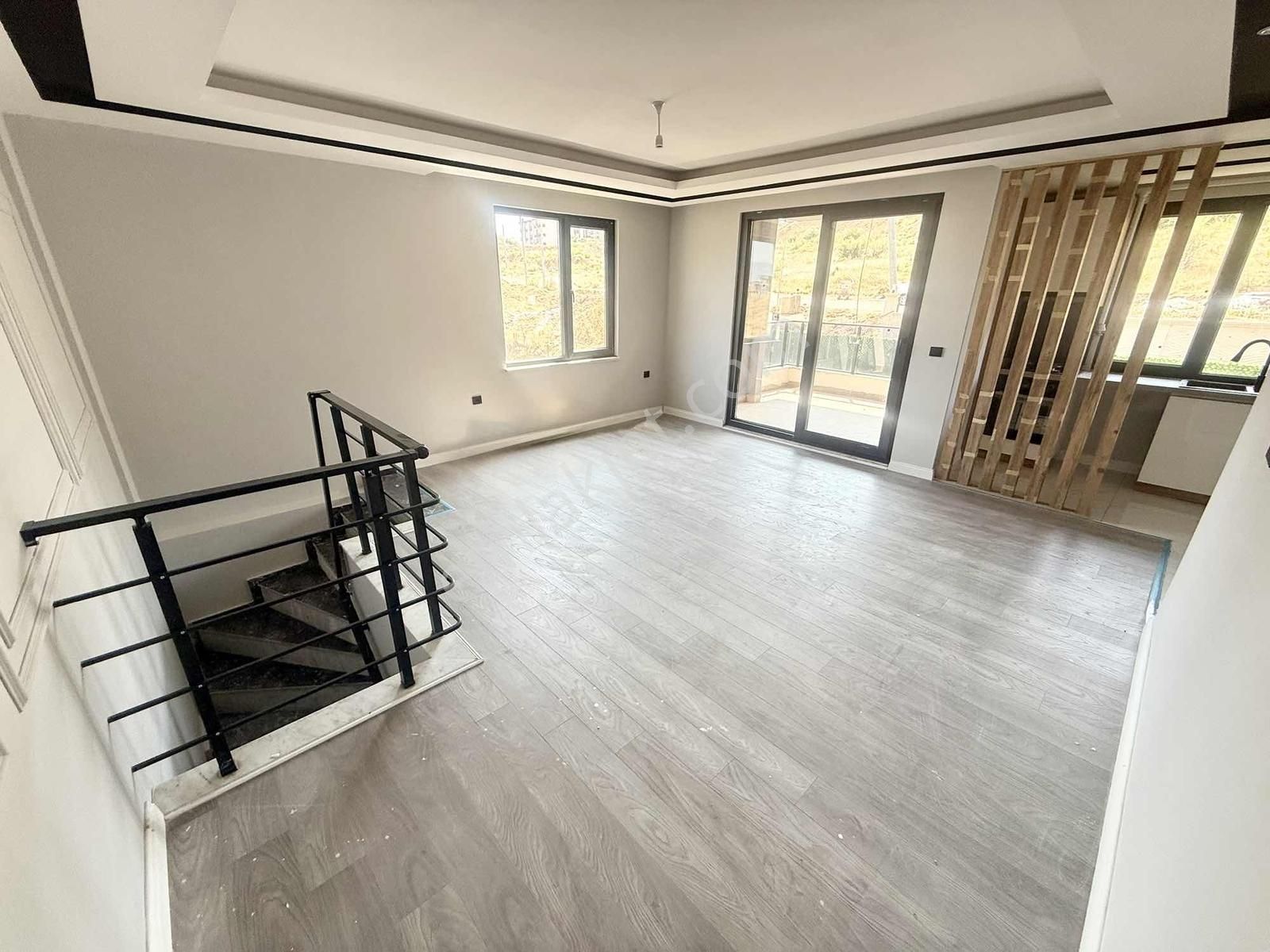ꔪsadece Yalçın'dan Havuzlu Sitede Emsalsiz 2+1 Bahçeli Daire - Görsel 11