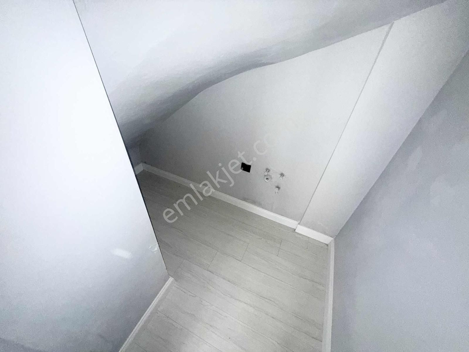 ꔪsadece Yalçın'dan Havuzlu Sitede Emsalsiz 2+1 Bahçeli Daire - Görsel 4