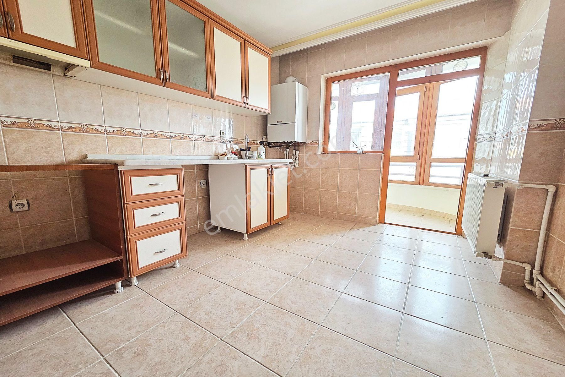 Yayla'da Porsuk Caddesine Cephe 3.kat 3+1 Kiralık Daire - Görsel 7