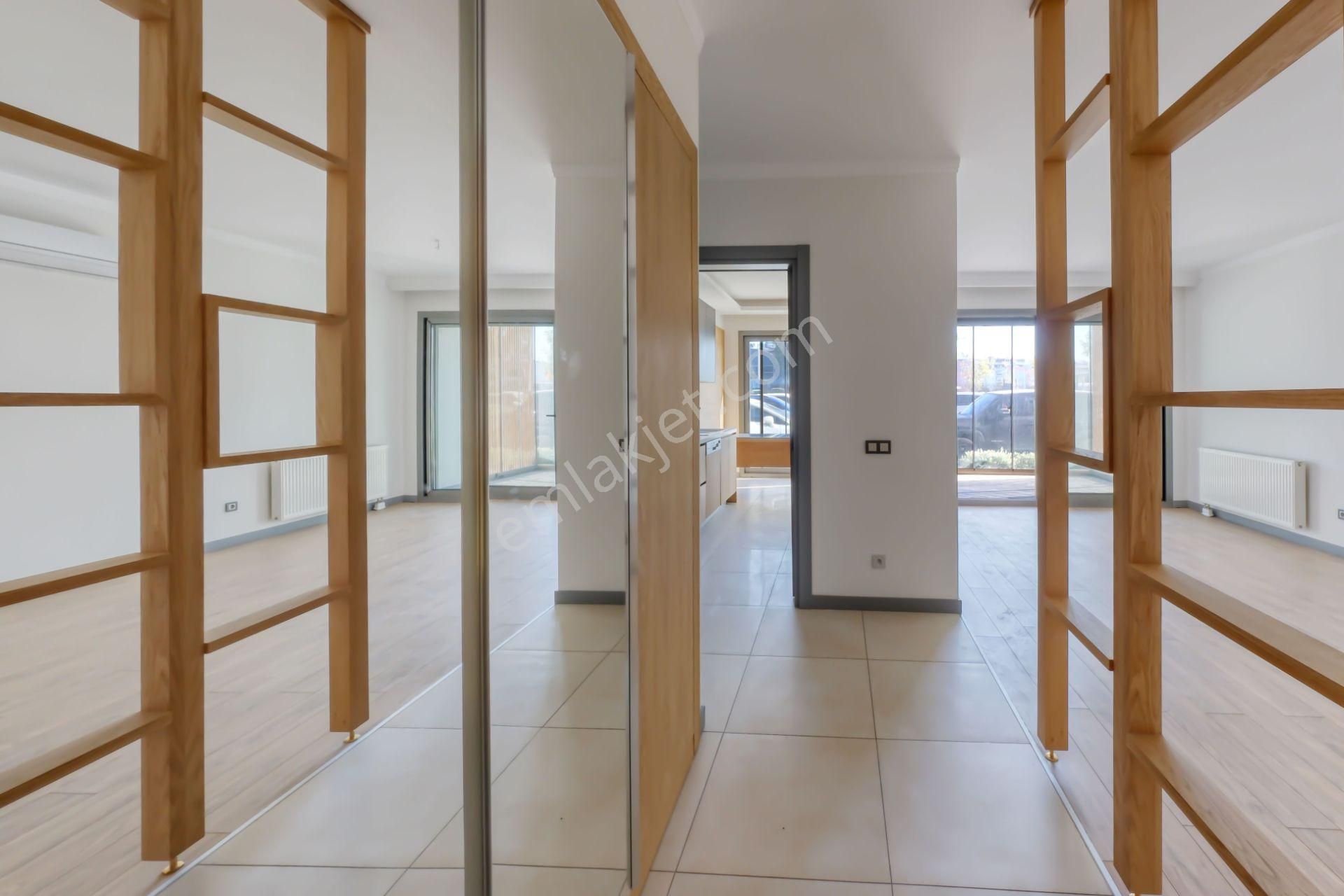 Ataşehir Modern Sitesi Büyük Tip Kapalı Mutfak 2+1 Kiralık Daire - Görsel 16