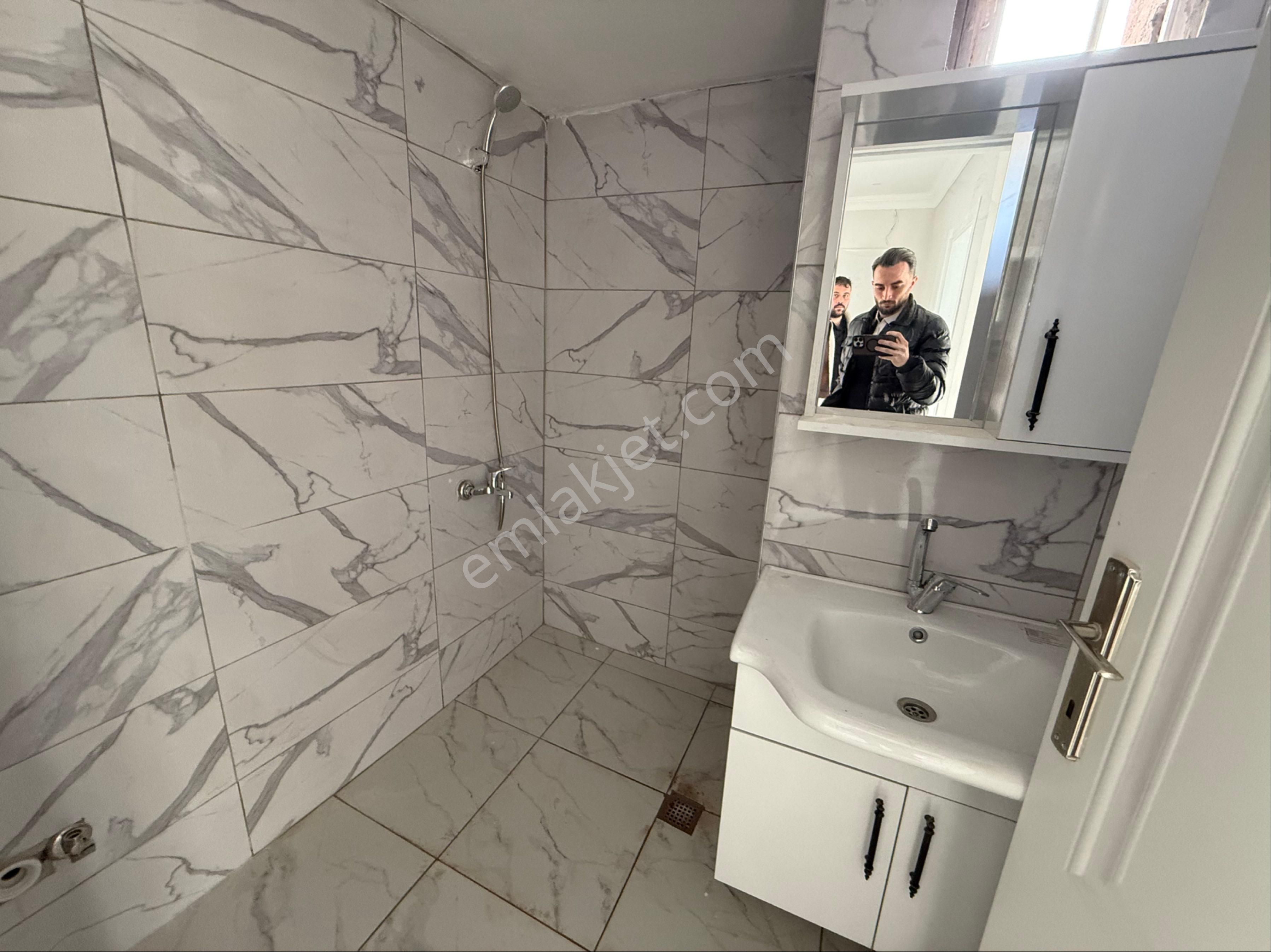 Evim-nur’dan Rasathane Mh. 2+1 İçi Yapılı Satılık Fırsat Daire… - Görsel 11