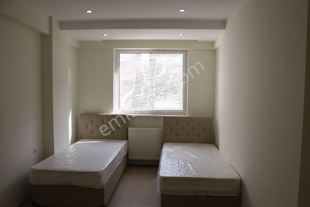 Ender Uysal Gayrimenkulden Üniversiteye Çok Yakın 1+1 Yakıt Ve İnternet Dahil Kiralık Apart . - Görsel 4