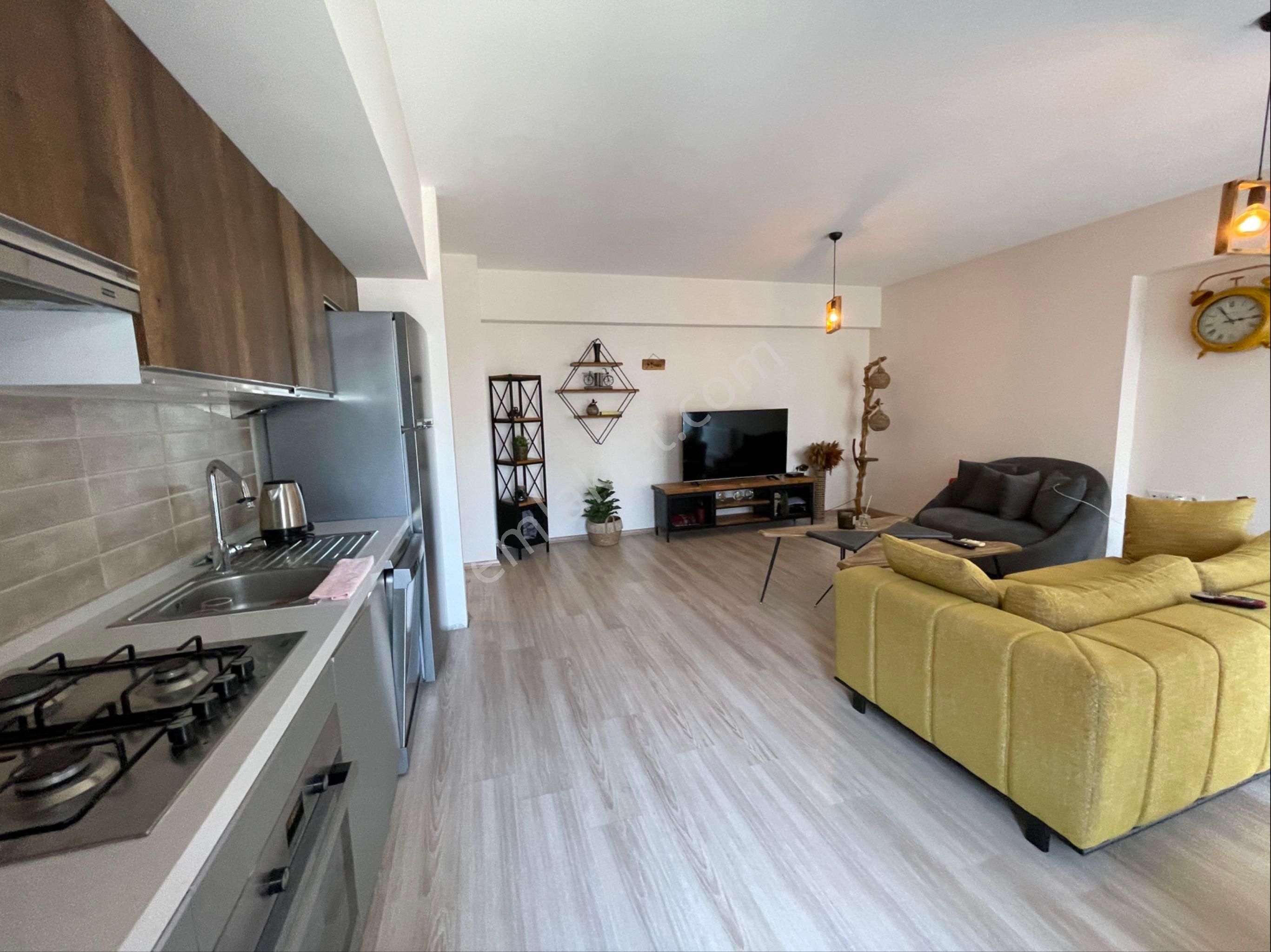 Karşıyaka Konakları Ara Kat Önü Açık 2+1 Satılık Daire - Görsel 4