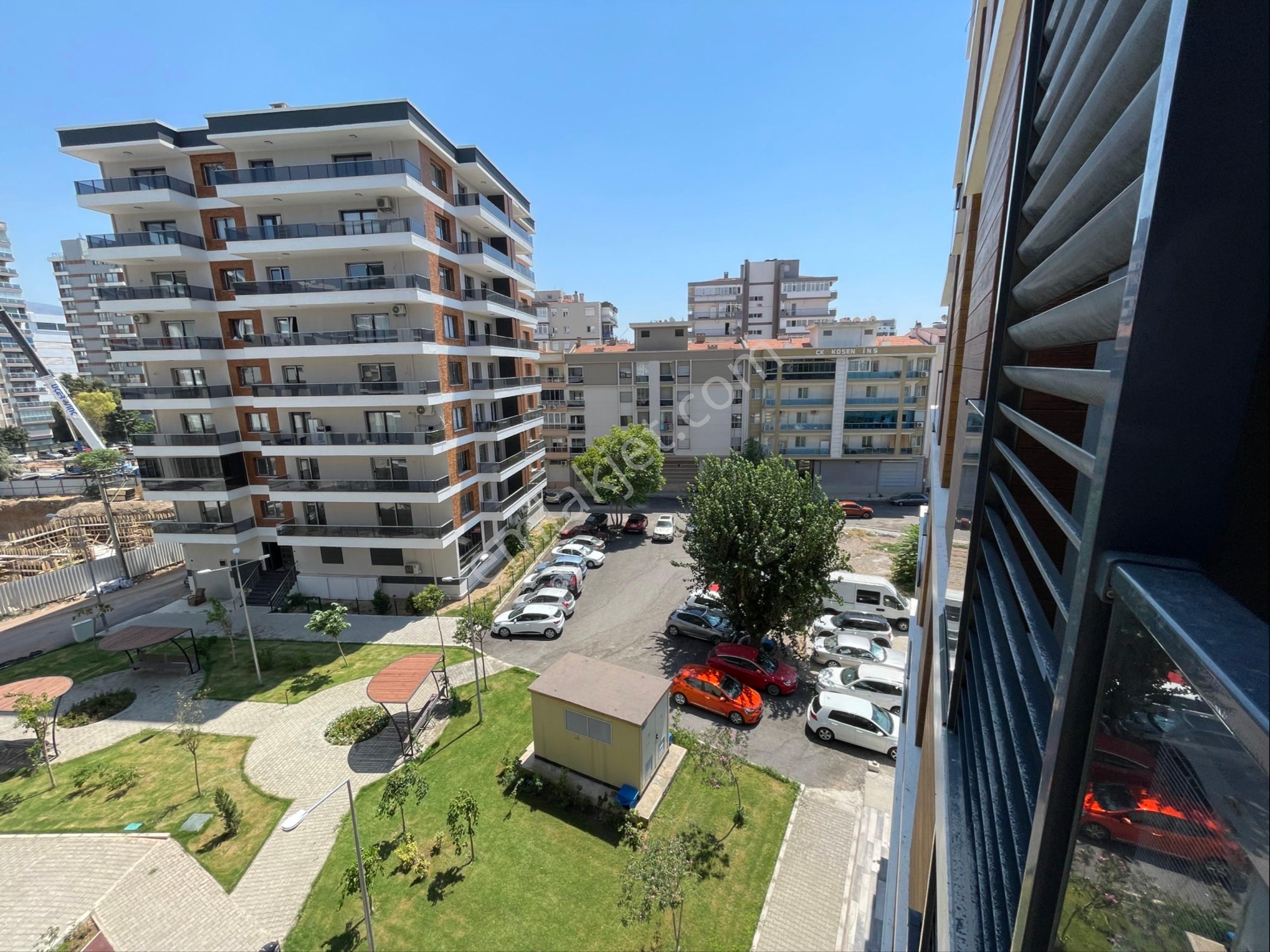 Karşıyaka Konakları Ara Kat Önü Açık 2+1 Satılık Daire - Görsel 9