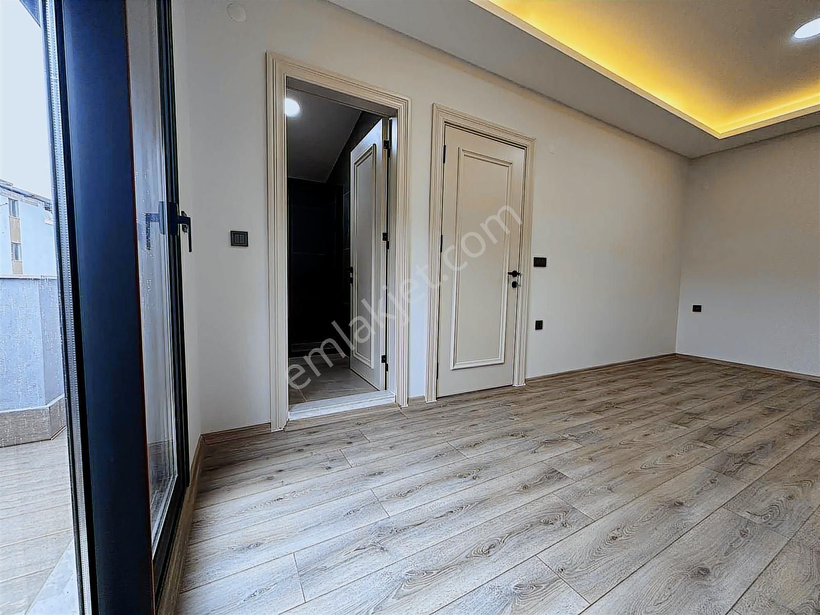 Qzen Gayrimenkulden Müstakil Bahçeli 4+1 Villa - Görsel 12